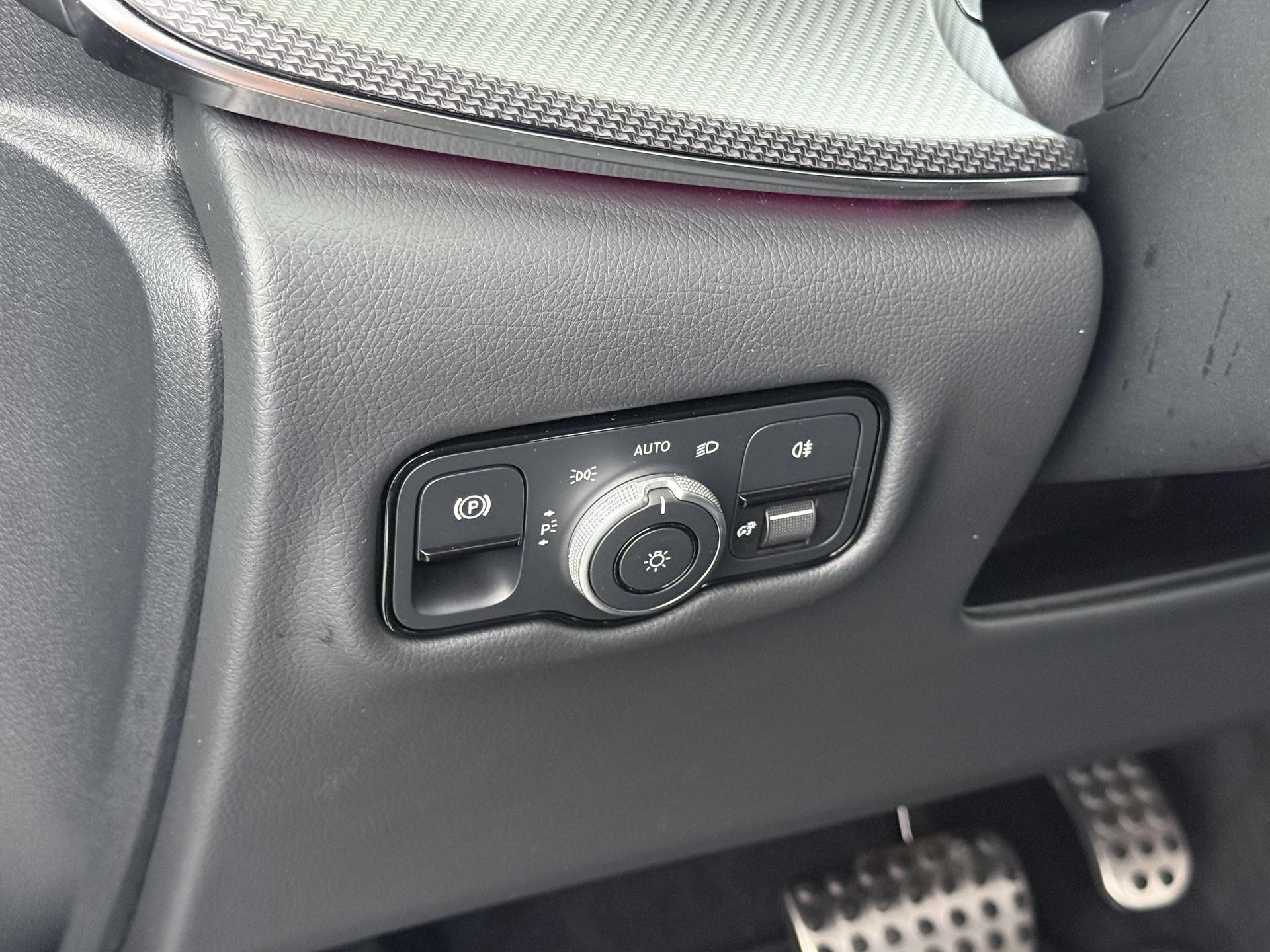 Mercedes-Benz V-Klasse 300d 4Matic L2 AMG-Line 7-pers. Facelift 28