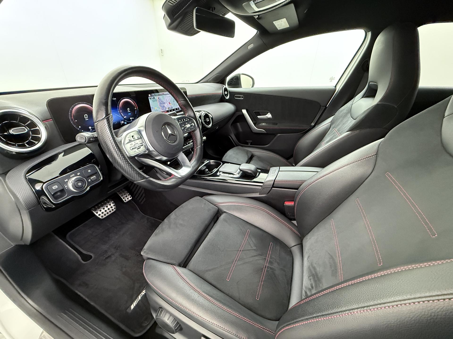 Mercedes-Benz A-Klasse 250 e AMG Business Solution 18