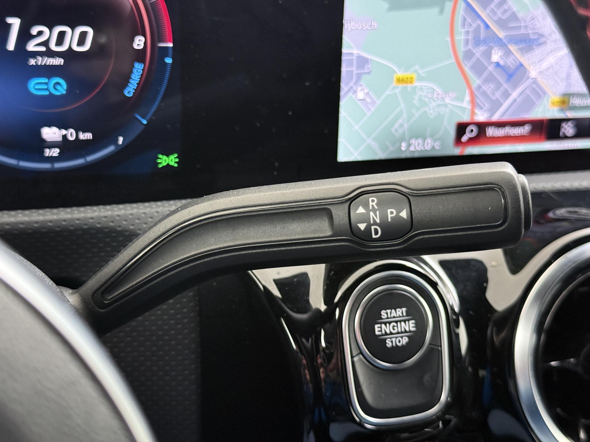 Mercedes-Benz A-Klasse 250 e AMG Business Solution 25