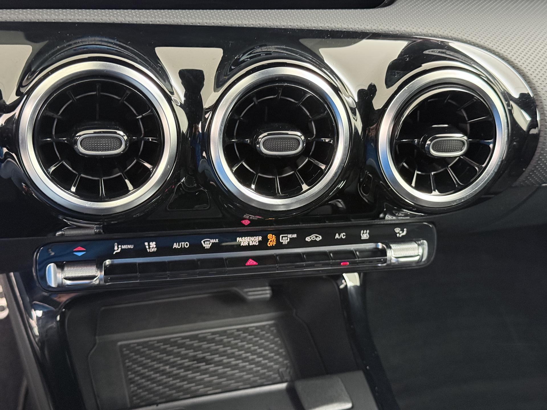 Mercedes-Benz A-Klasse 250 e AMG Business Solution 37