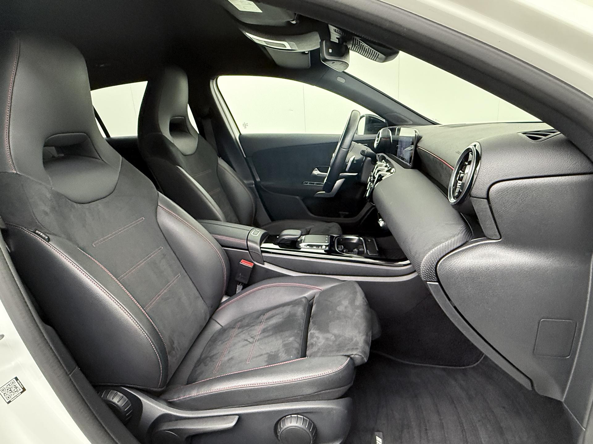 Mercedes-Benz A-Klasse 250 e AMG Business Solution 40