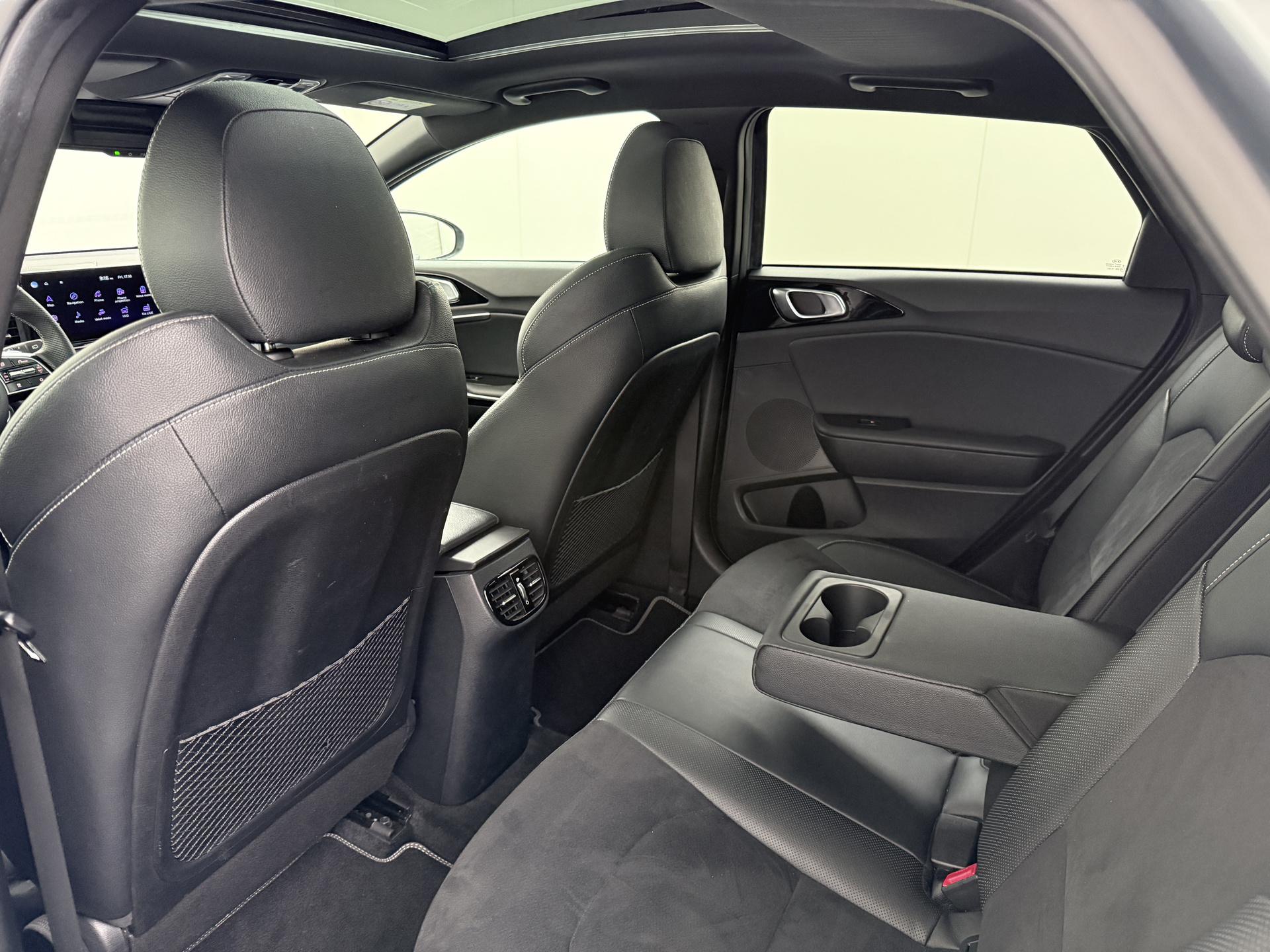 Kia ProCeed 1.5 T-GDI GT-Line 14