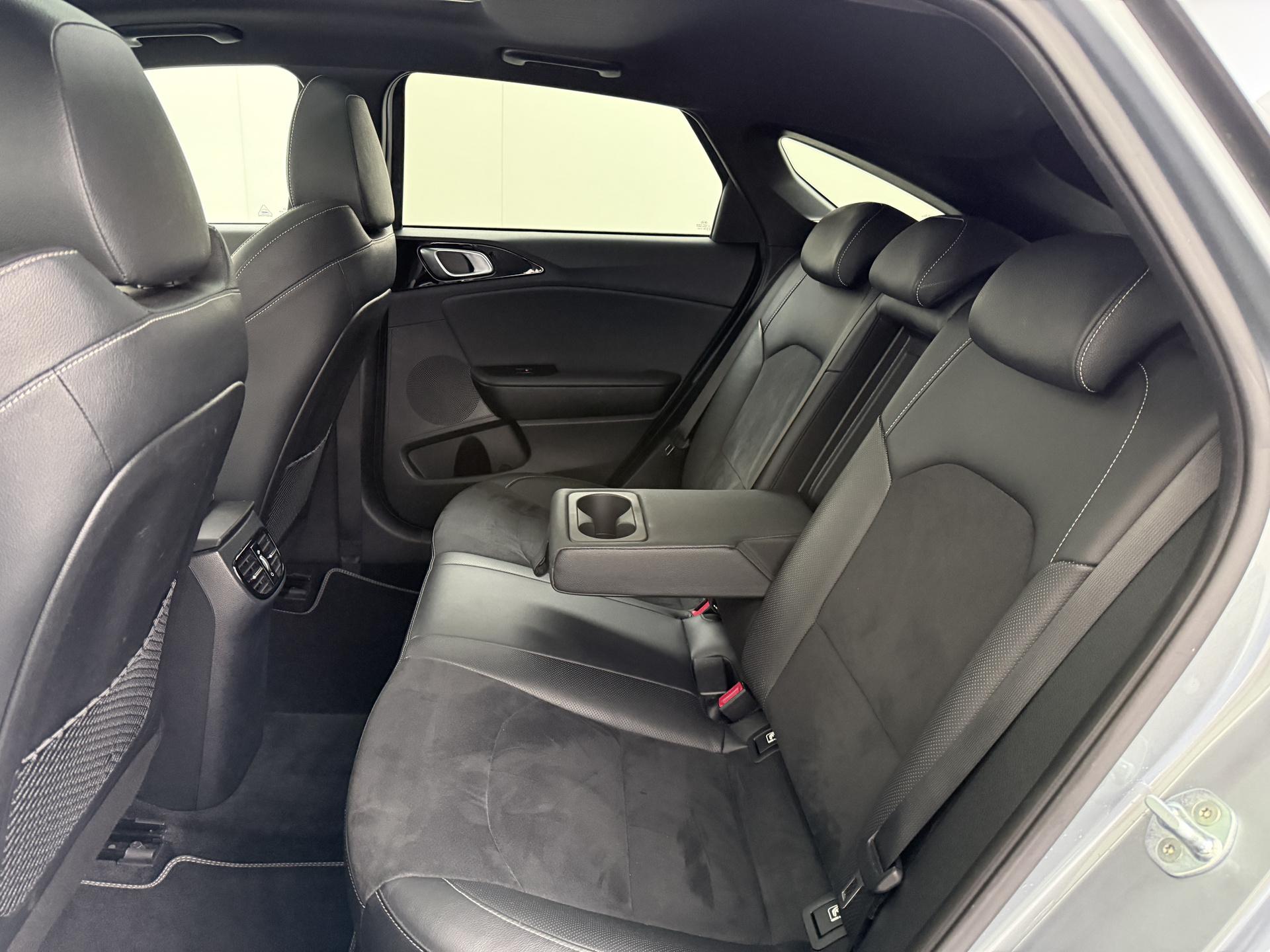 Kia ProCeed 1.5 T-GDI GT-Line 15