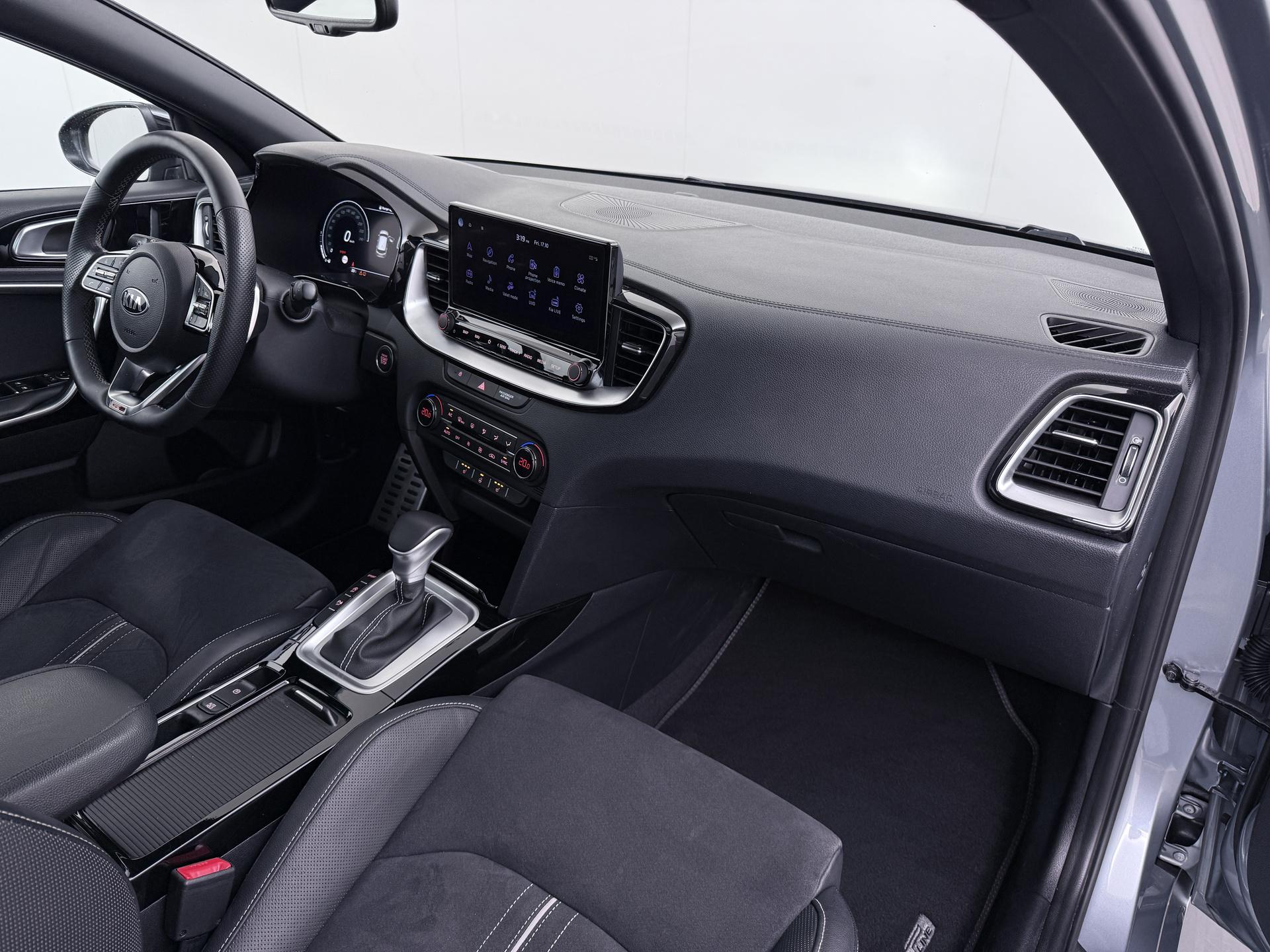 Kia ProCeed 1.5 T-GDI GT-Line 33