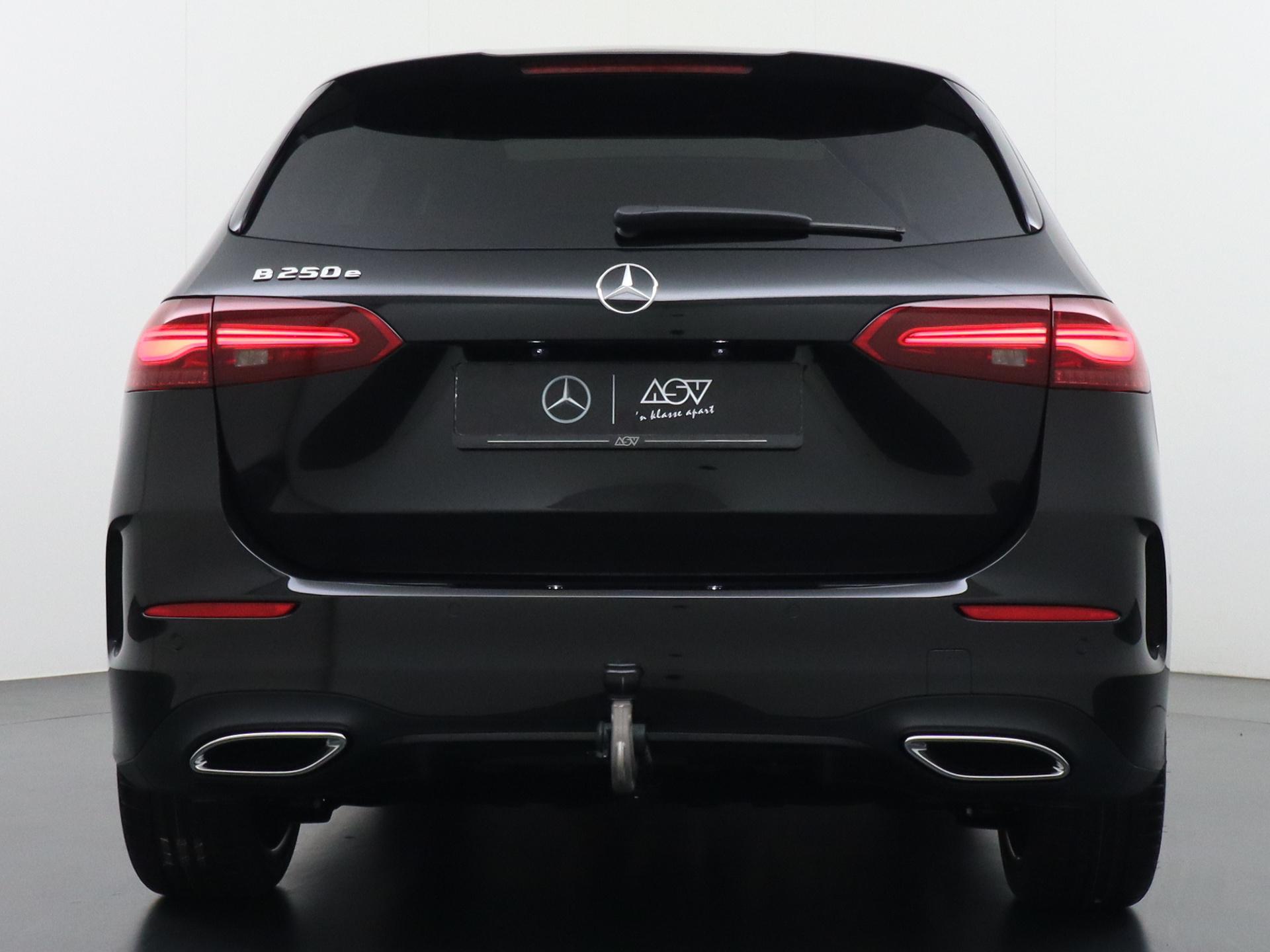 Mercedes-Benz B-Klasse 250 e Business Solution AMG 3