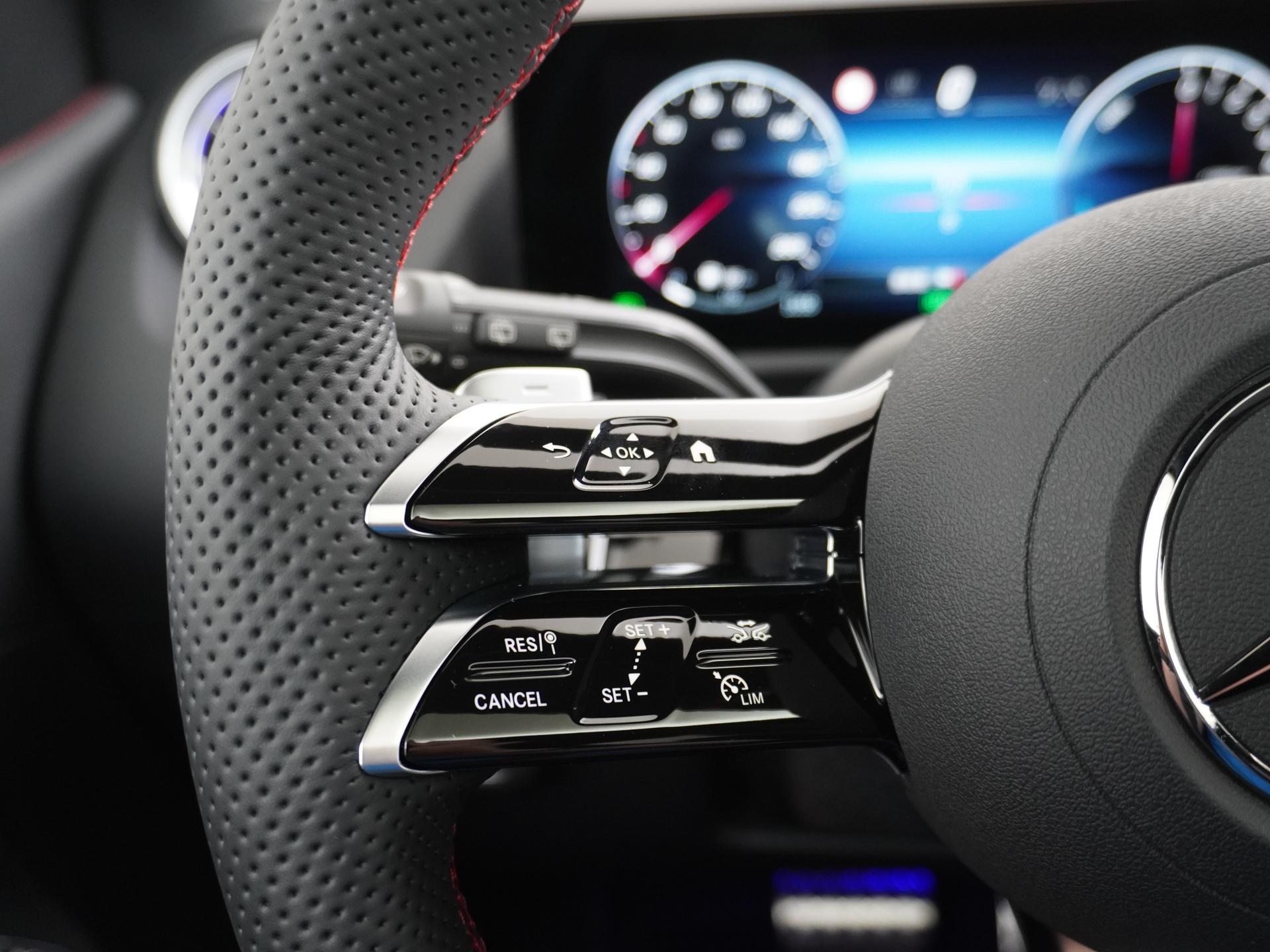 Mercedes-Benz B-Klasse 250 e Business Solution AMG 34