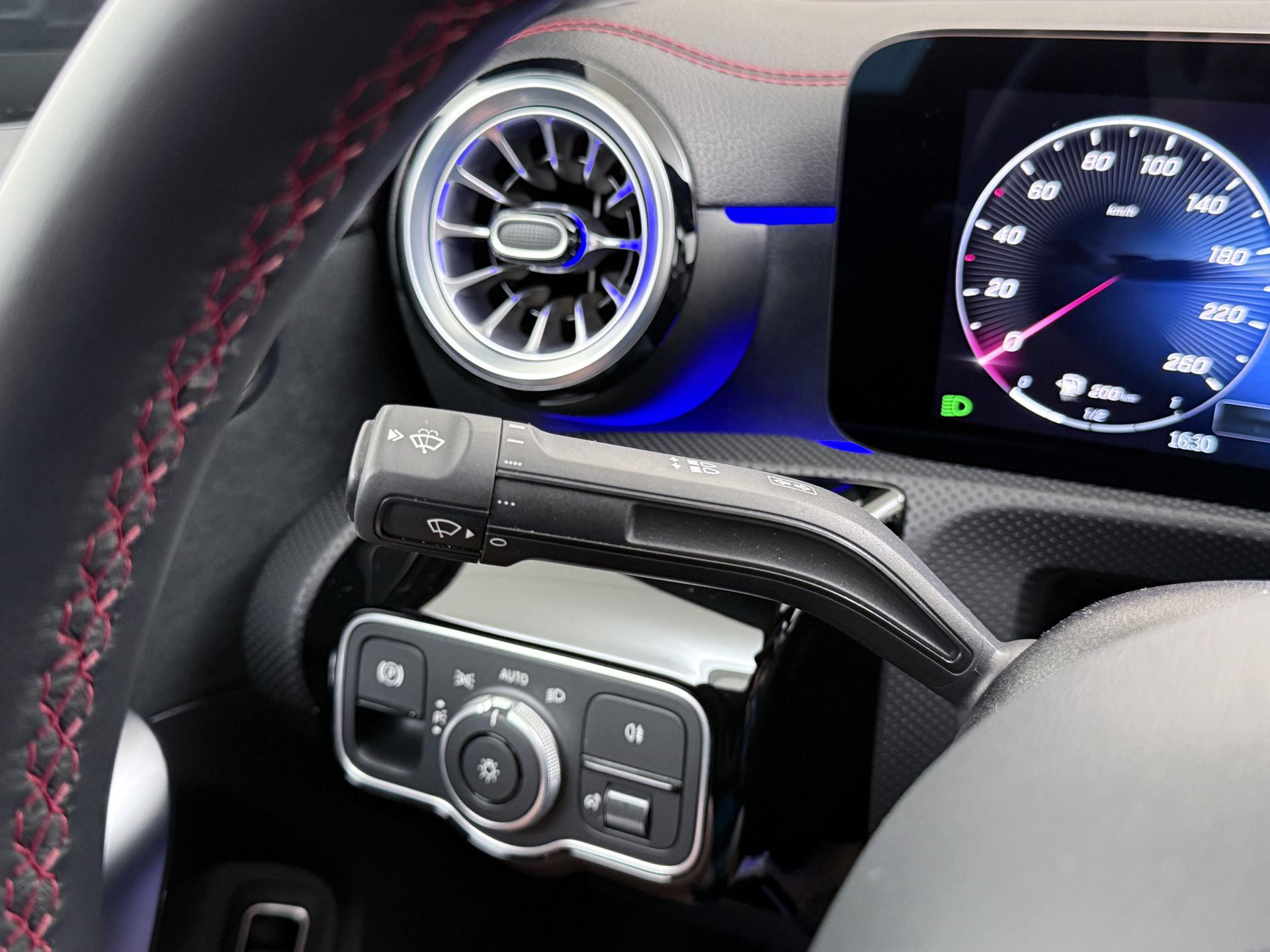 Mercedes-Benz CLA-Klasse 250 e AMG Star Edition Plus 27