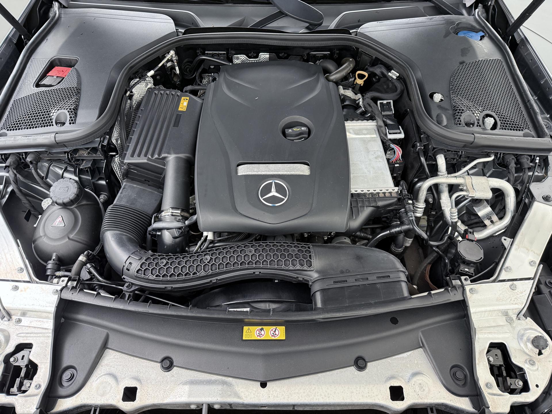 Mercedes-Benz E-Klasse 200 17