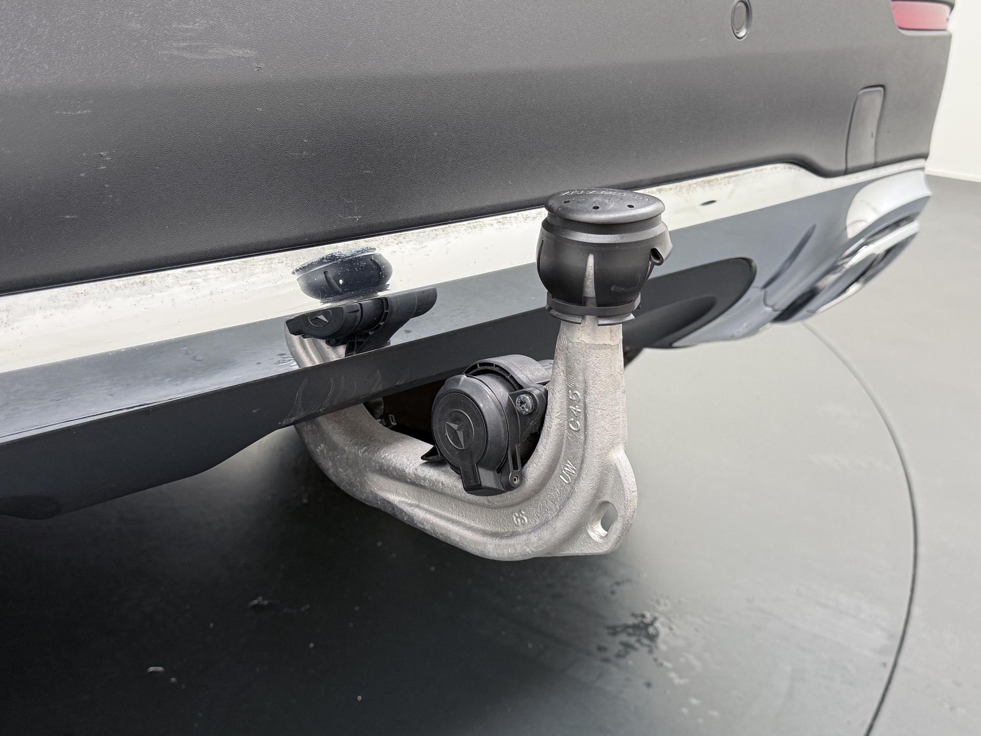 Mercedes-Benz GLA 250 e Luxury Business Solution Limited 13