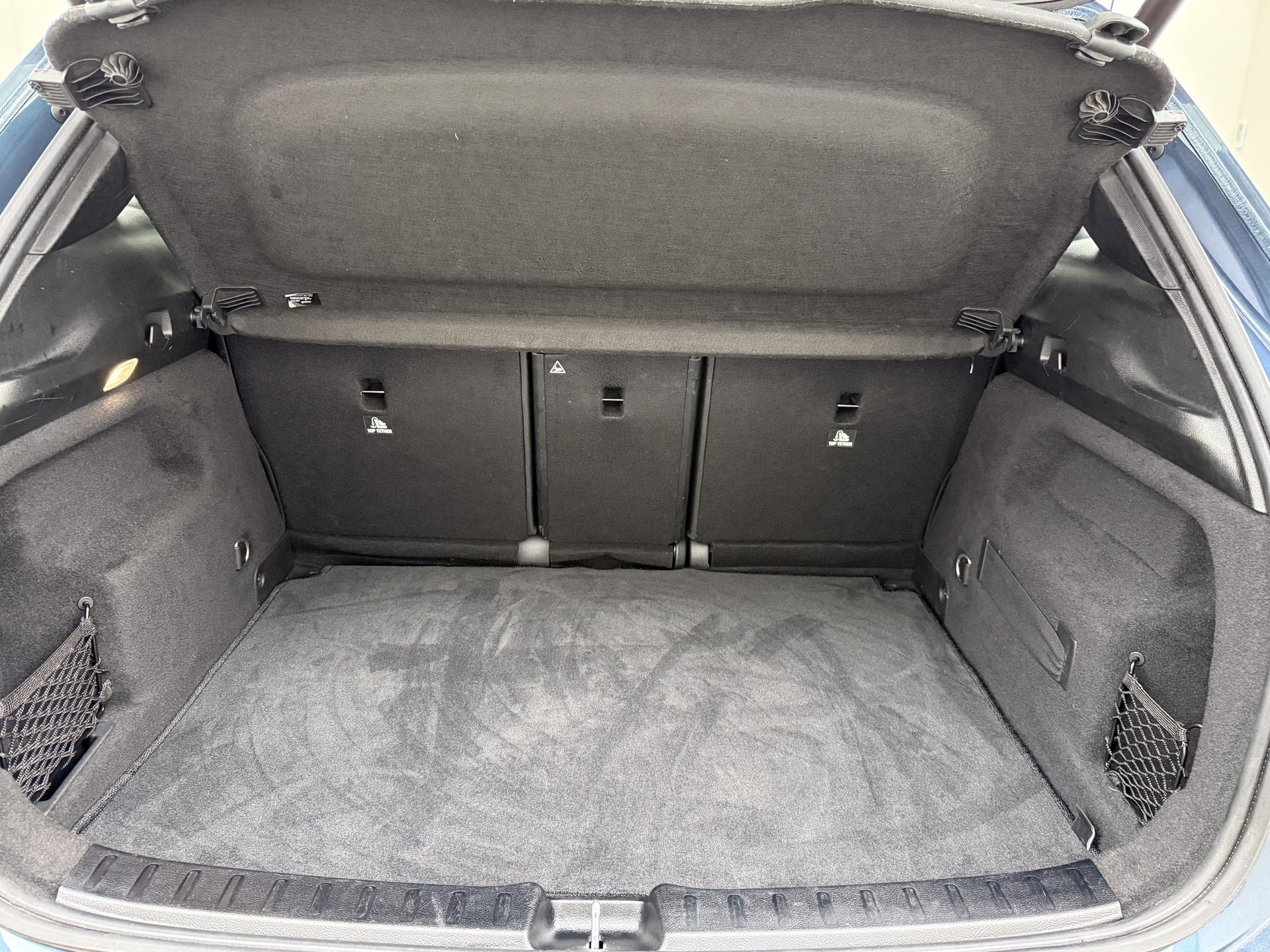 Mercedes-Benz GLA 250 e Luxury Business Solution Limited 14