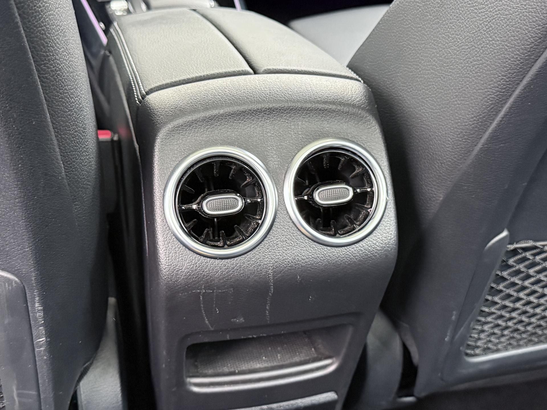 Mercedes-Benz GLA 250 e Luxury Business Solution Limited 27