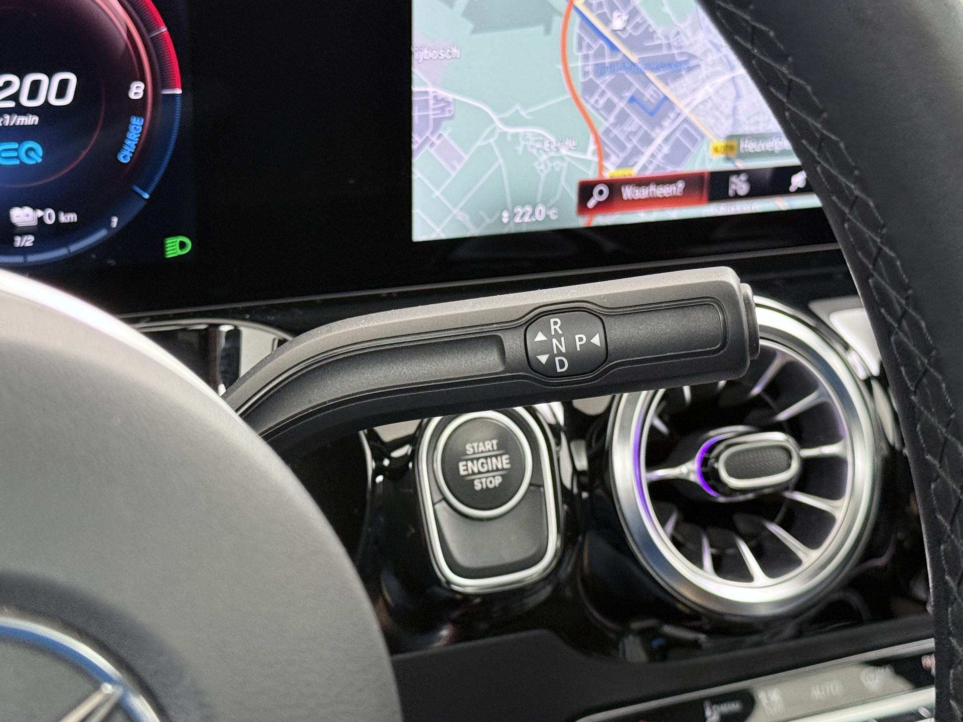 Mercedes-Benz GLA 250 e Luxury Business Solution Limited 32