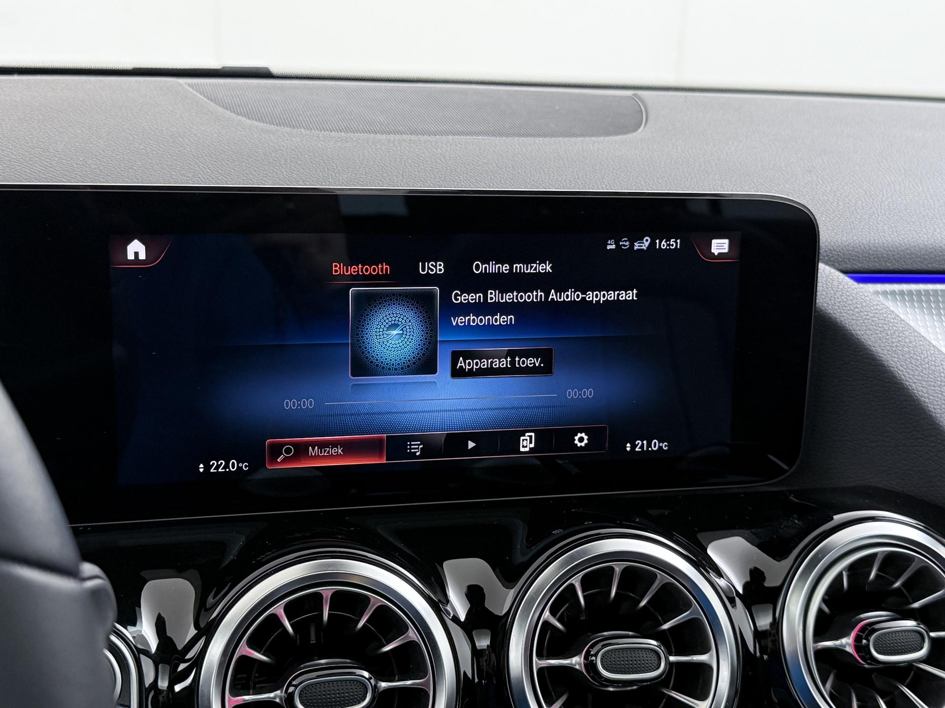 Mercedes-Benz GLA 250 e Luxury Business Solution Limited 42