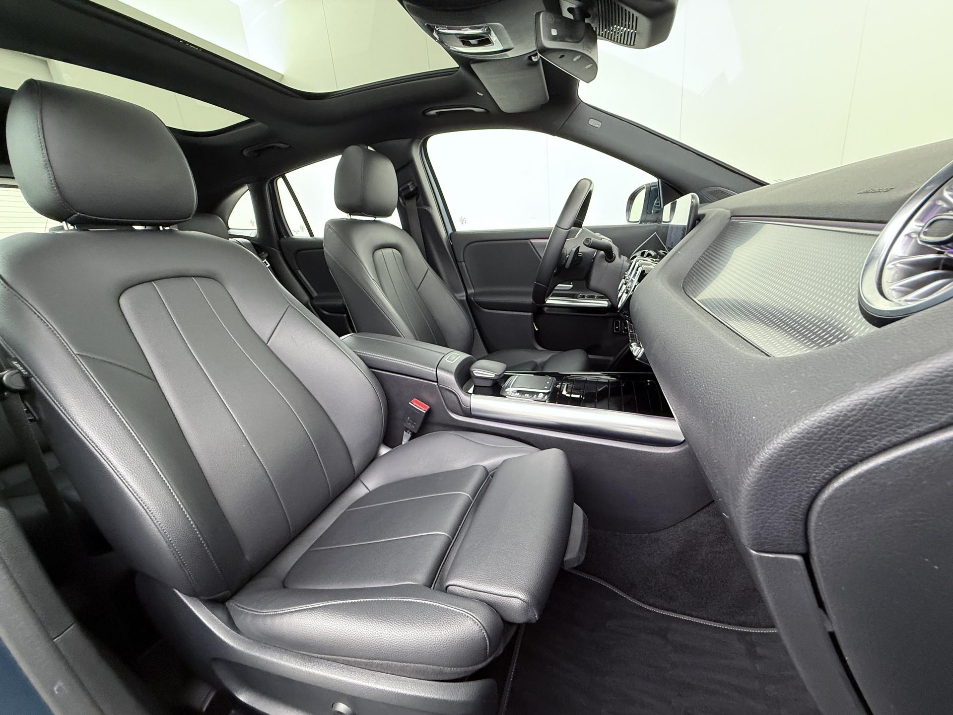 Mercedes-Benz GLA 250 e Luxury Business Solution Limited 48