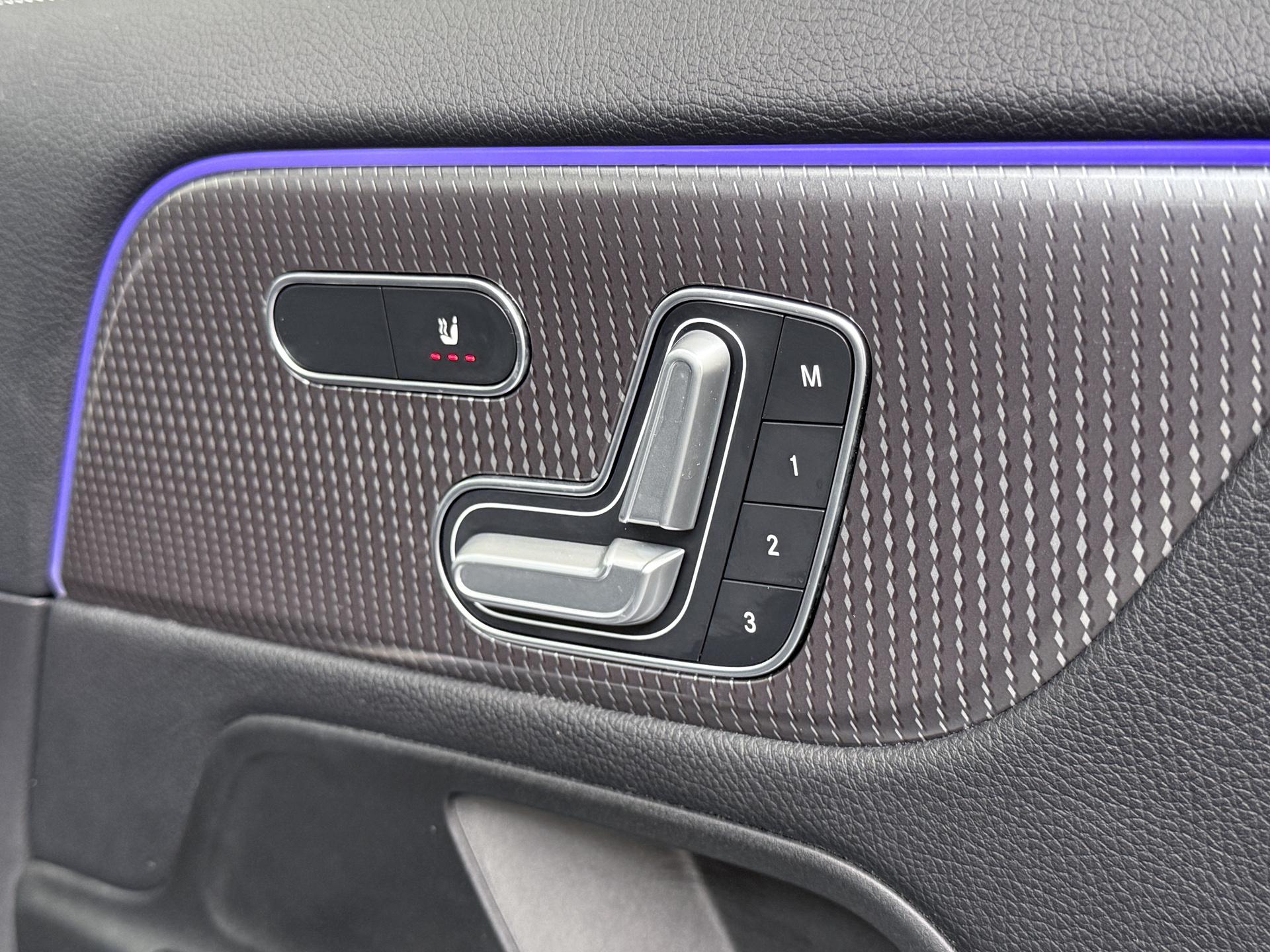 Mercedes-Benz GLA 250 e Luxury Business Solution Limited 49