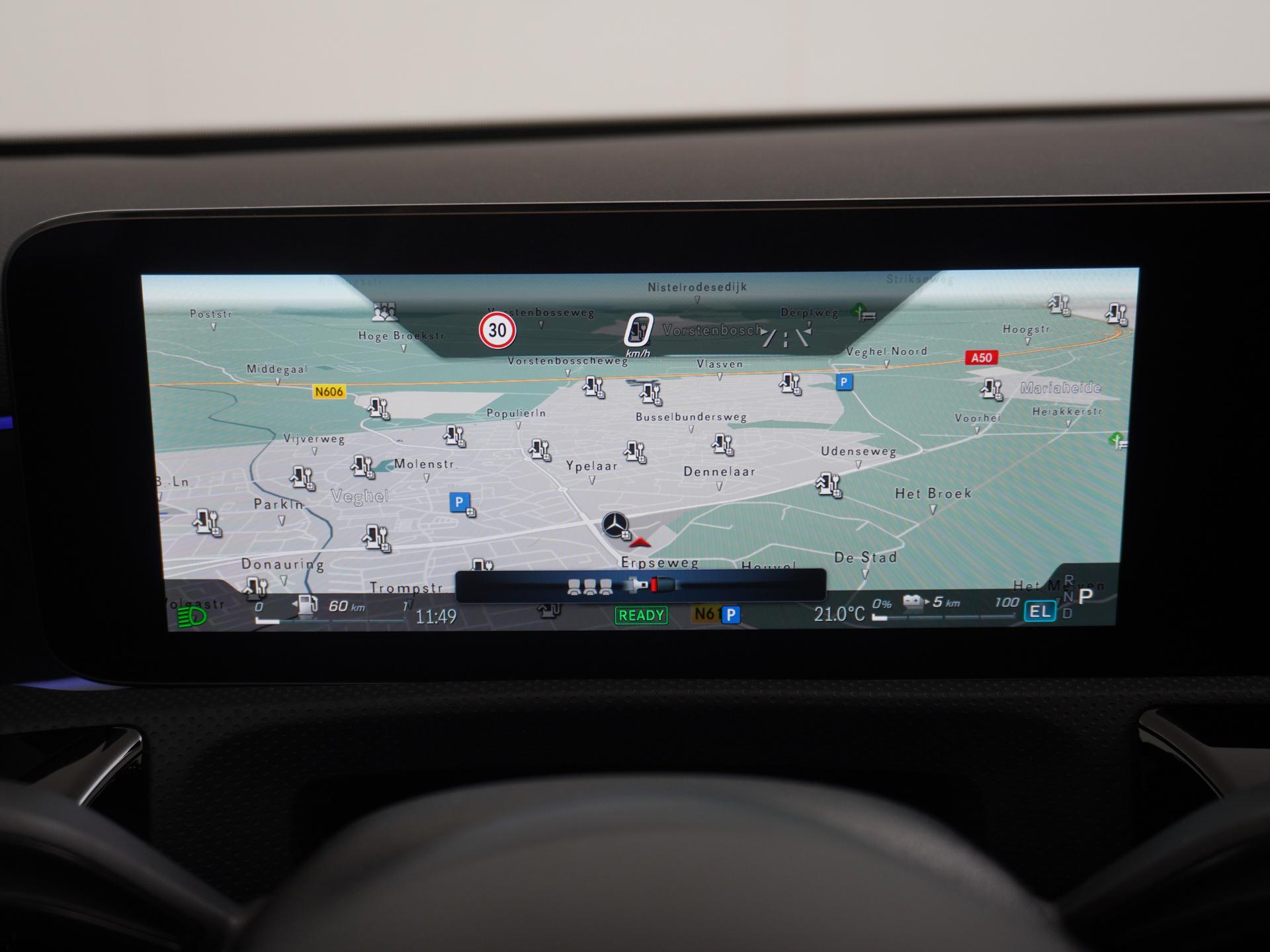 Mercedes-Benz A-Klasse 250 e Business Solution AMG 32