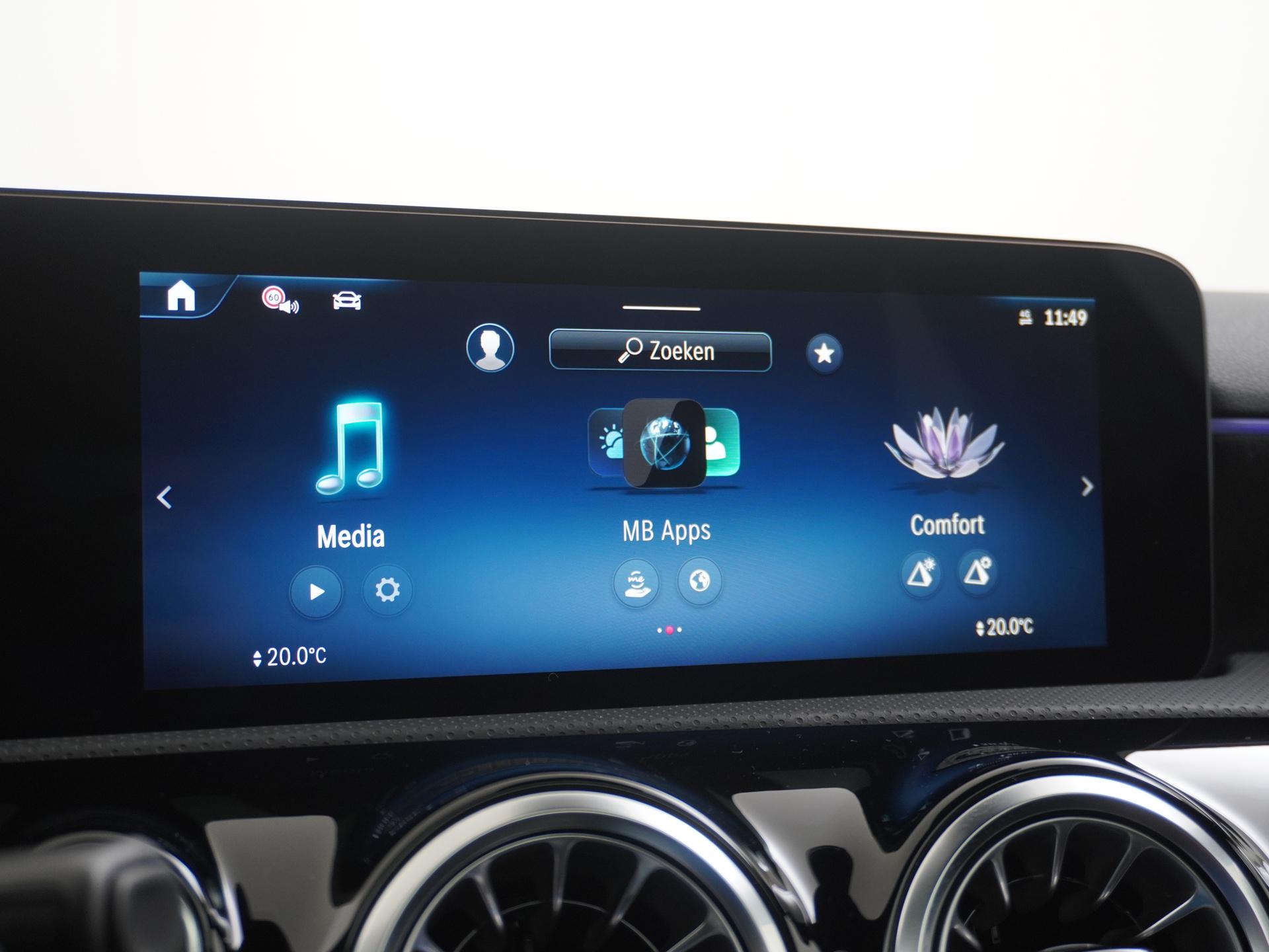 Mercedes-Benz A-Klasse 250 e Business Solution AMG 35