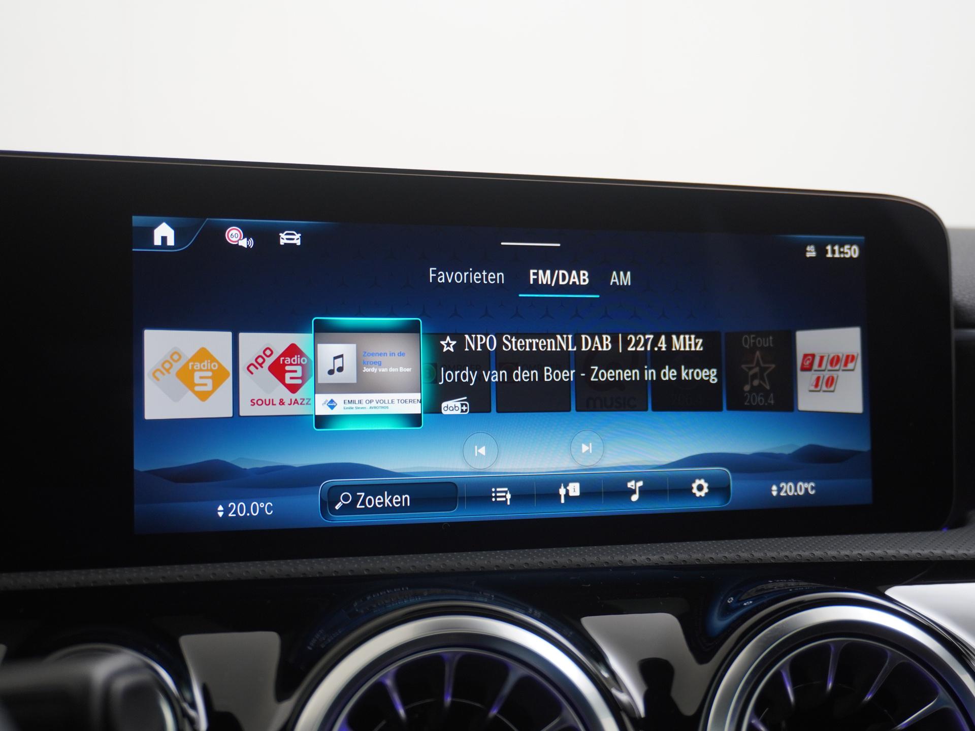 Mercedes-Benz A-Klasse 250 e Business Solution AMG 39