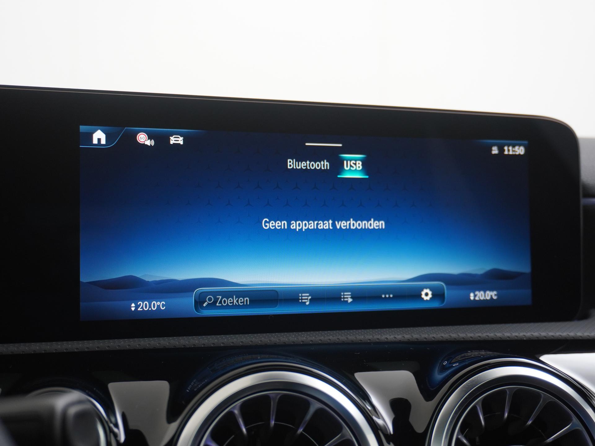 Mercedes-Benz A-Klasse 250 e Business Solution AMG 40