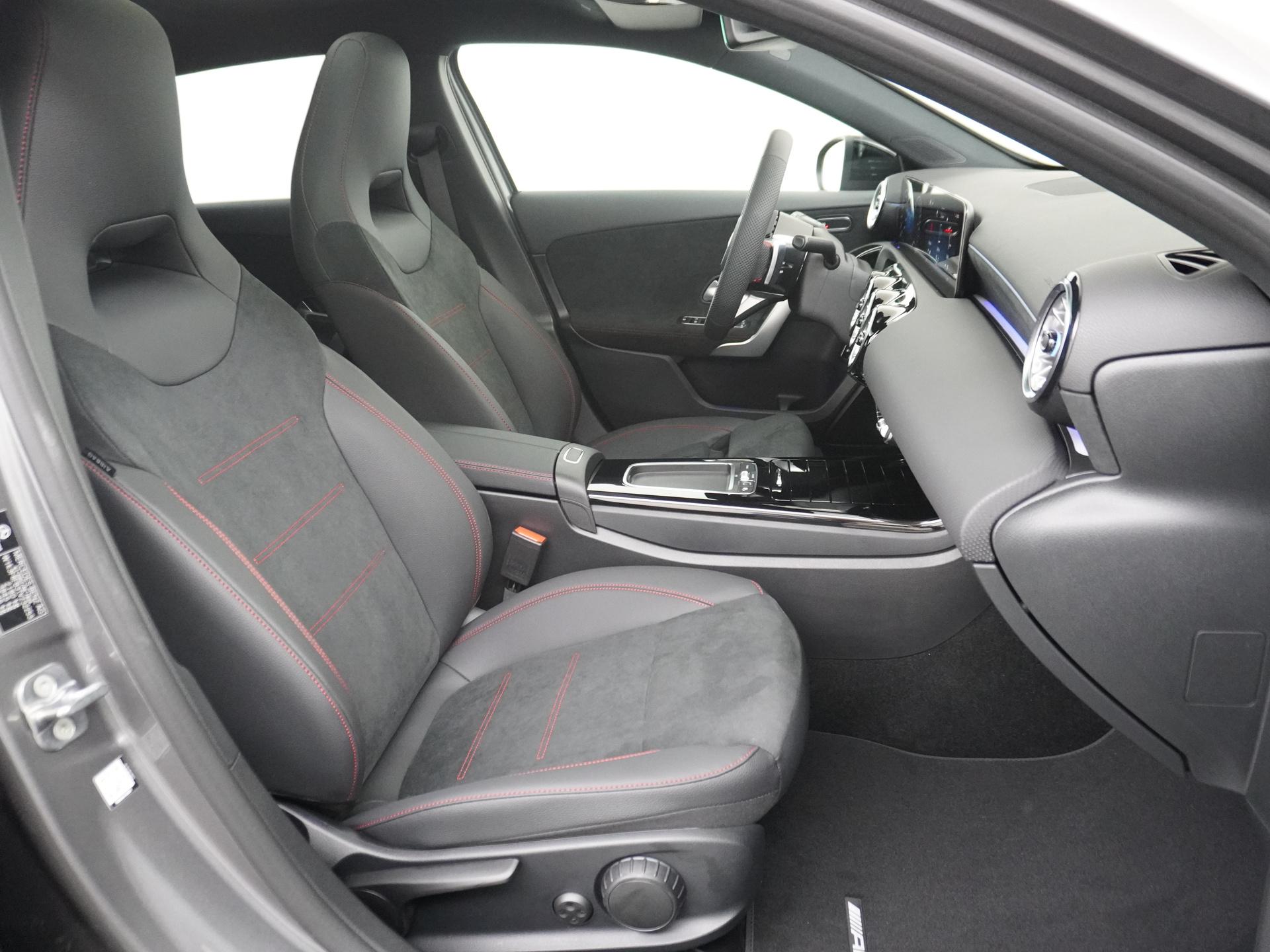 Mercedes-Benz A-Klasse 250 e Business Solution AMG 46