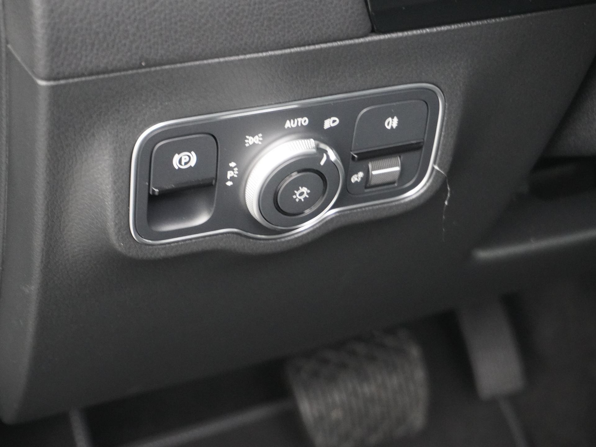 Mercedes-Benz B-Klasse 250 e Business Solution 21