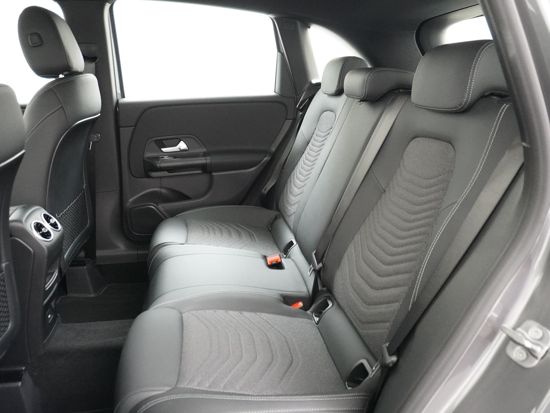 Mercedes-Benz B-Klasse 250 e Business Solution 23