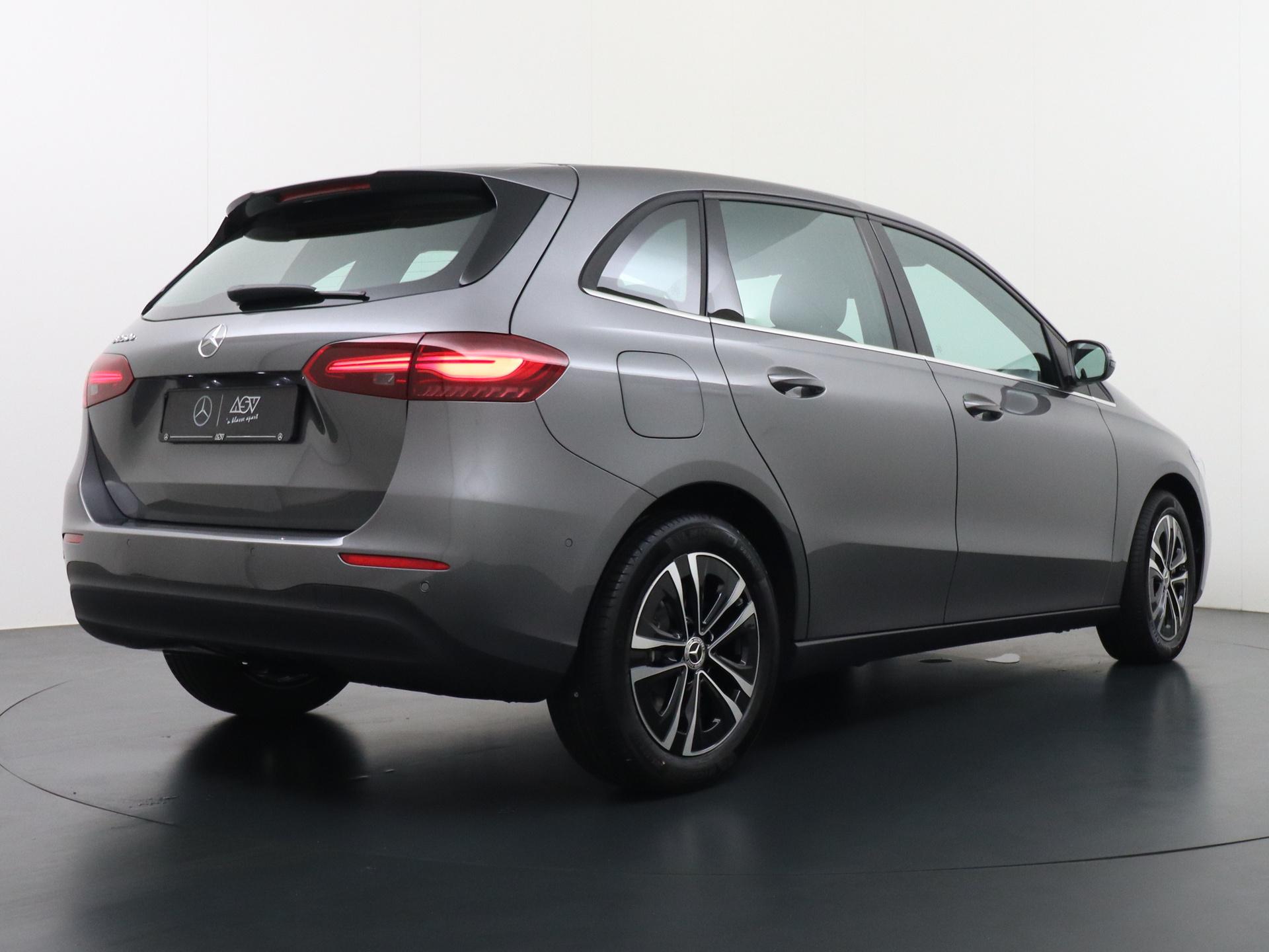 Mercedes-Benz B-Klasse 250 e Business Solution 4