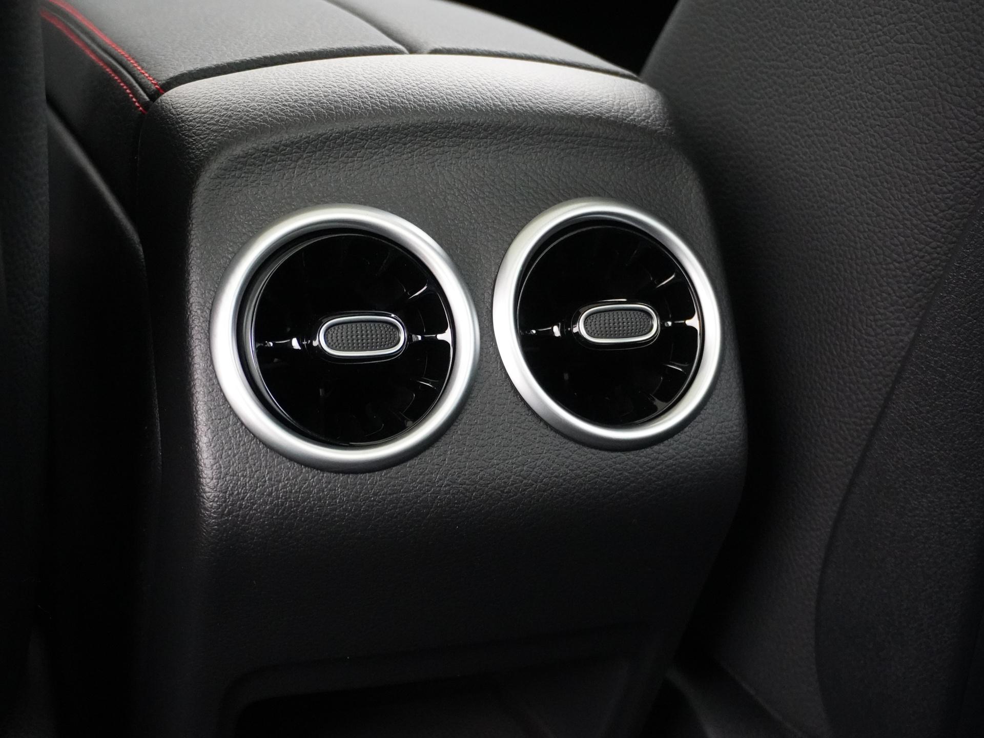 Mercedes-Benz B-Klasse 250 e Business Solution AMG 27