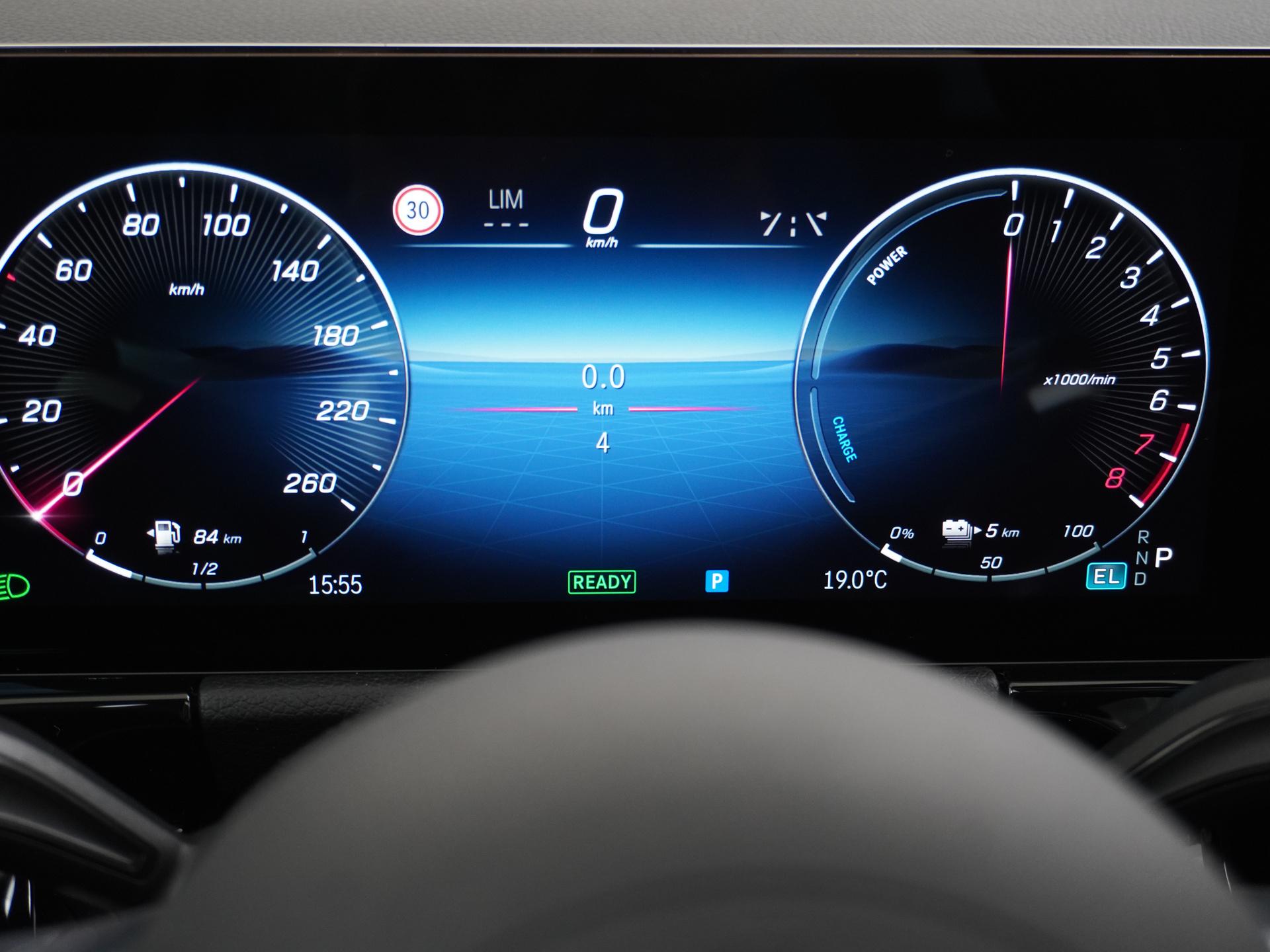 Mercedes-Benz B-Klasse 250 e Business Solution AMG 35