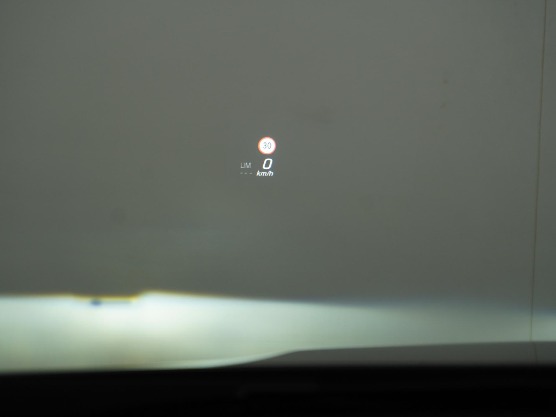 Mercedes-Benz B-Klasse 250 e Business Solution AMG 40