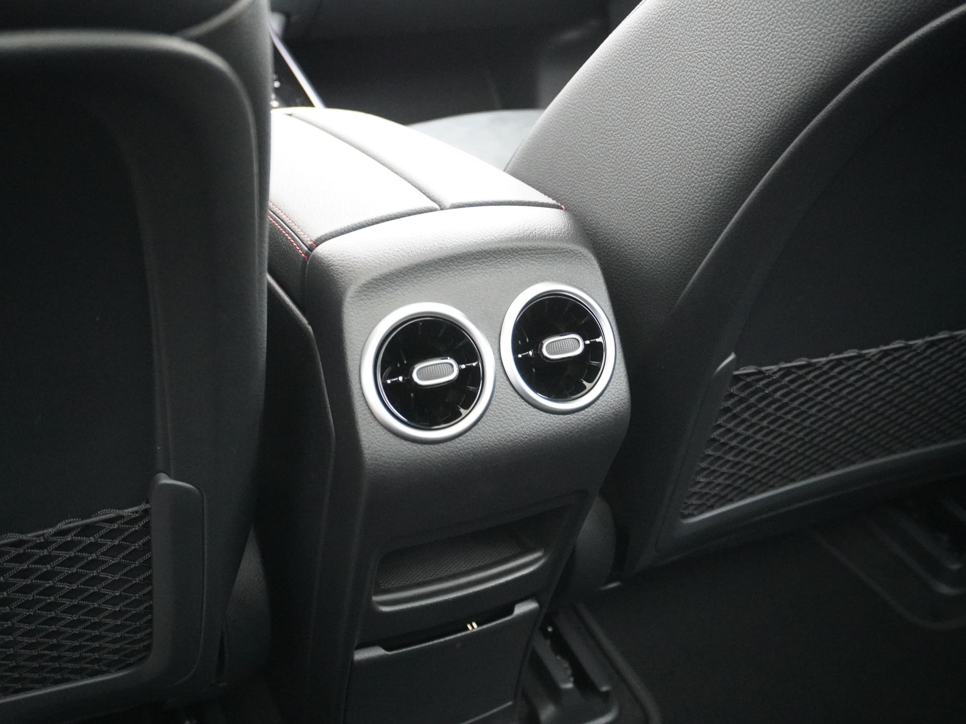 Mercedes-Benz EQB 250+ Business Solution AMG 7pers. 71 kWh Accu 25