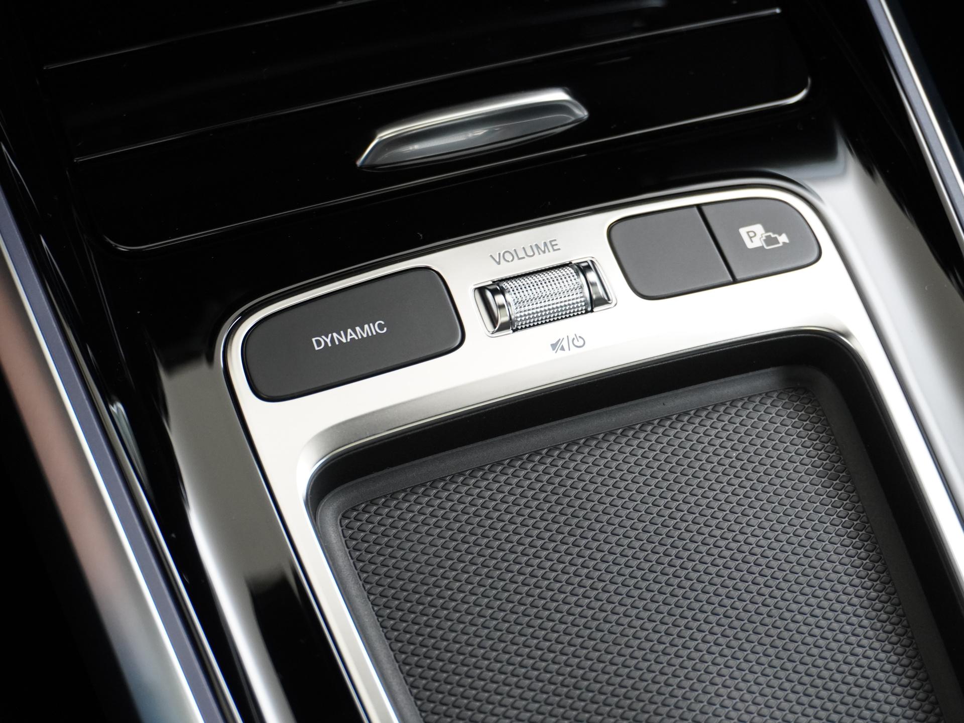 Mercedes-Benz EQB 250+ Business Solution AMG 7pers. 71 kWh Accu 49