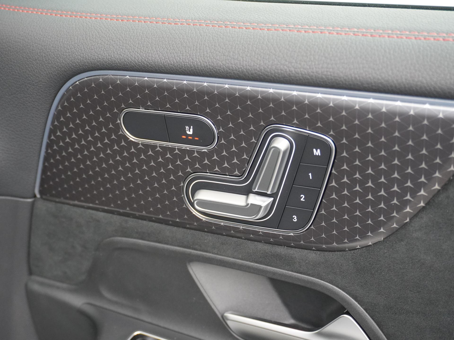 Mercedes-Benz EQB 250+ Business Solution AMG 7pers. 71 kWh Accu 52