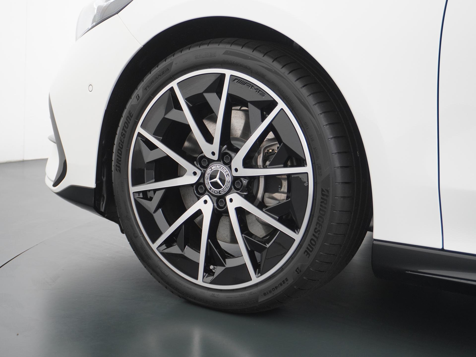 Mercedes-Benz CLA-Klasse 250+ Launch Edition 85 kWh Accu 13