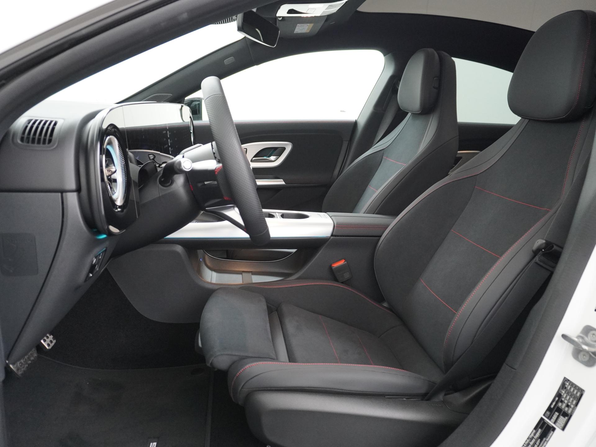 Mercedes-Benz CLA-Klasse 250+ Launch Edition 85 kWh Accu 18