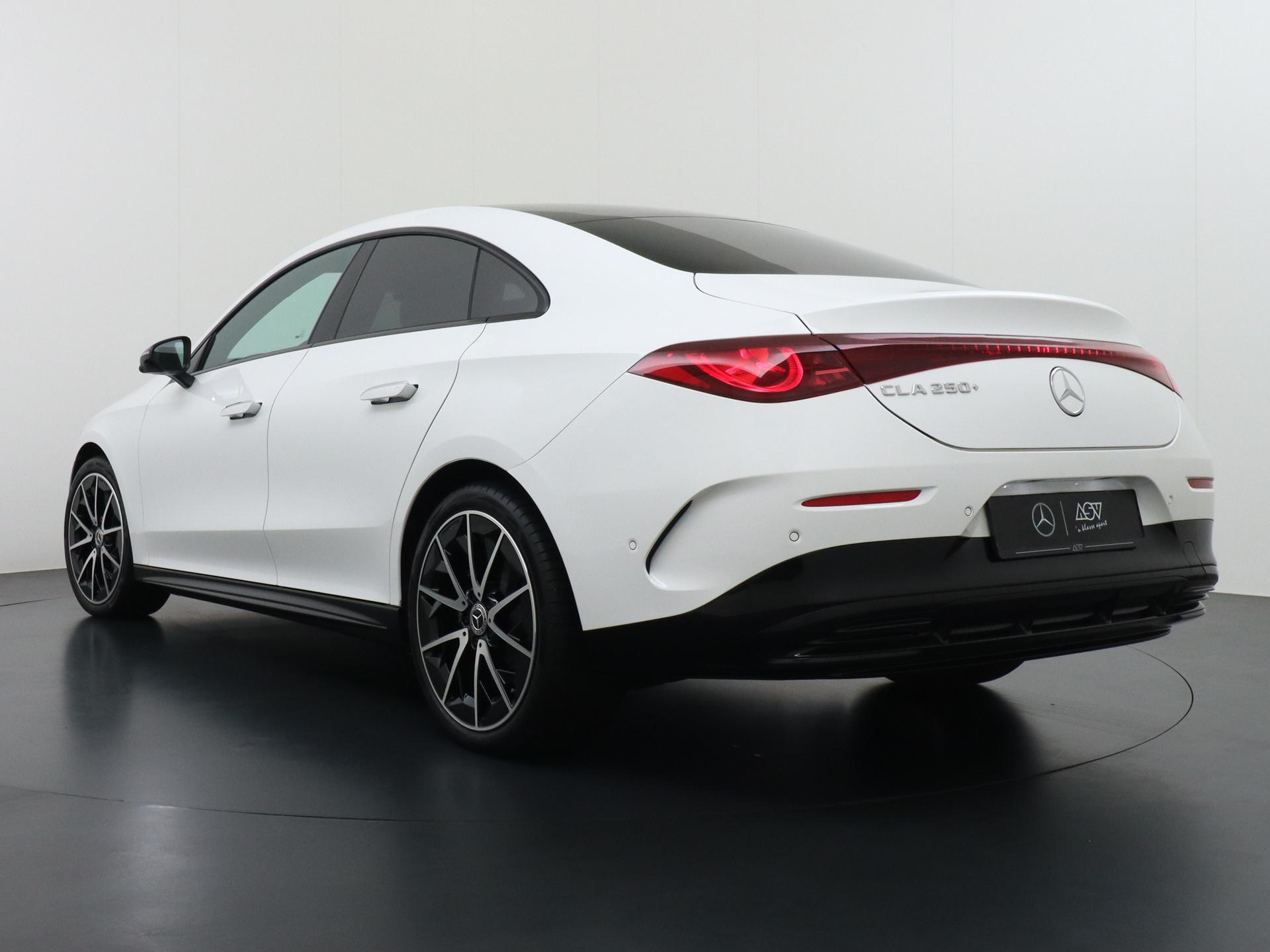 Mercedes-Benz CLA-Klasse 250+ Launch Edition 85 kWh Accu 2