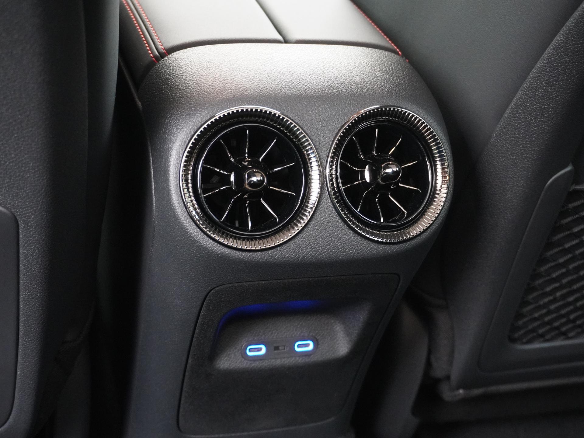 Mercedes-Benz CLA-Klasse 250+ Launch Edition 85 kWh Accu 23