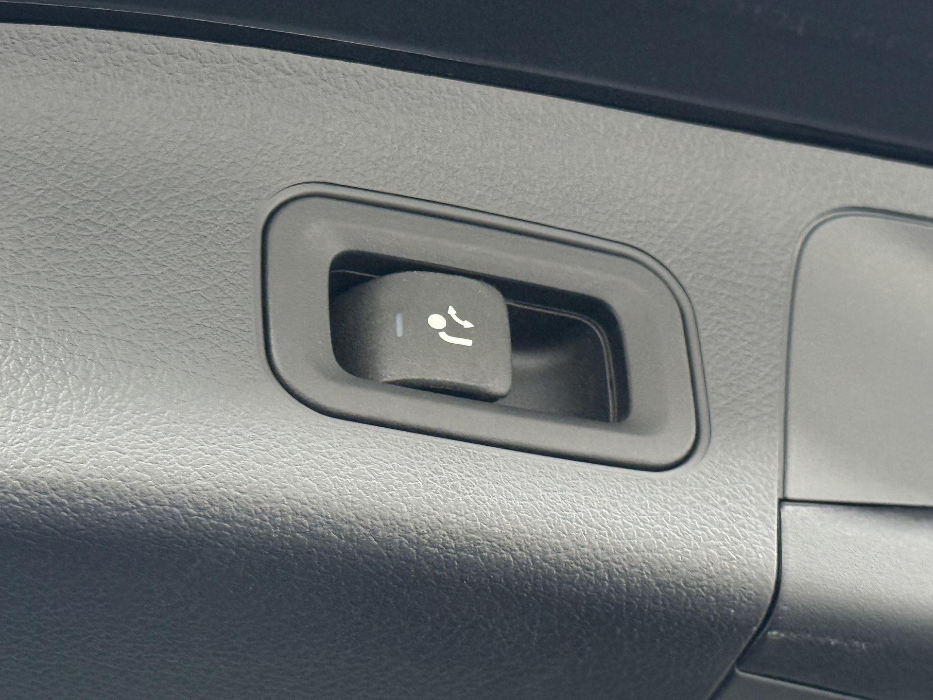 Mercedes-Benz GLA 250 e AMG Line Star Edition 15