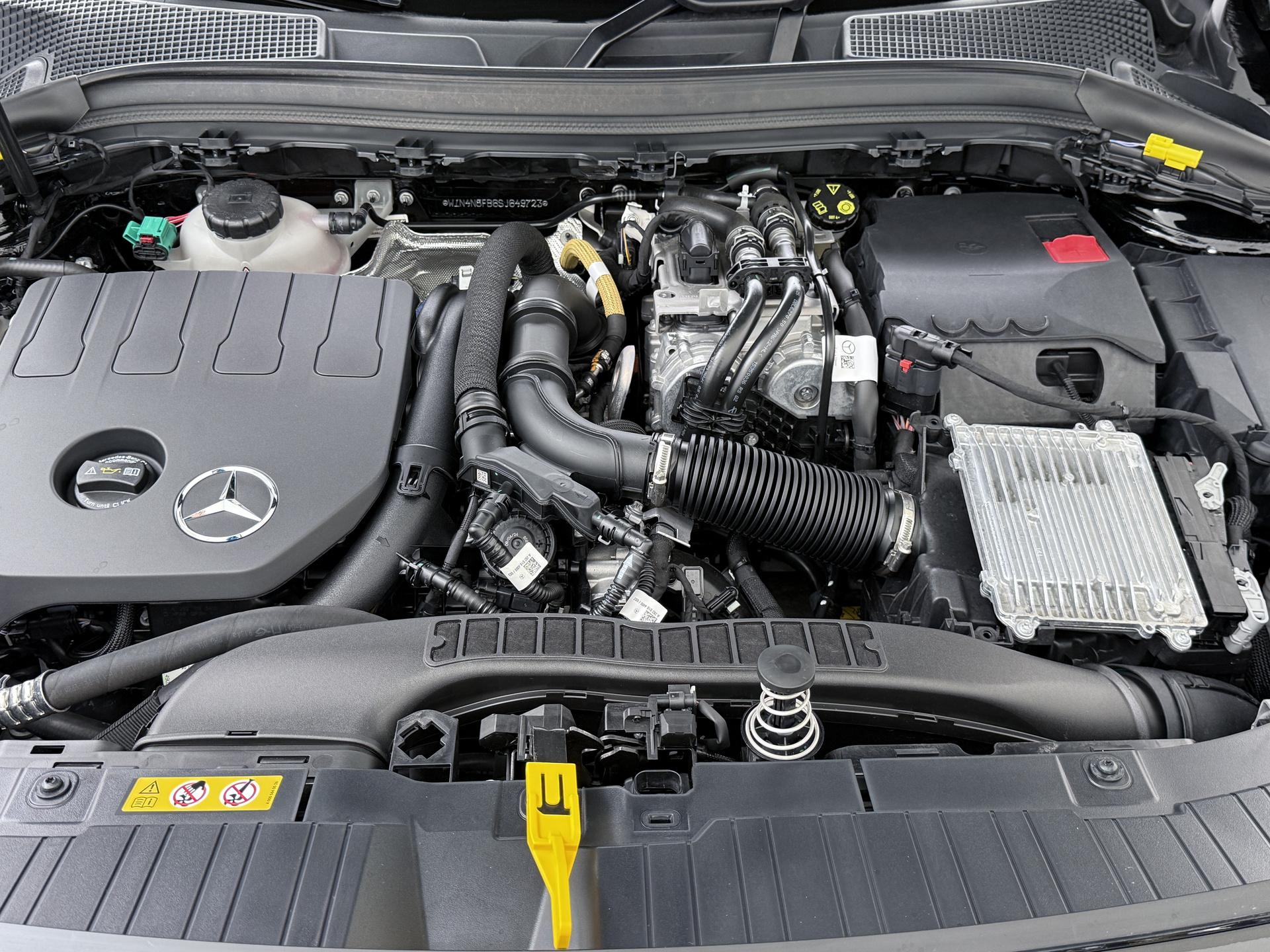 Mercedes-Benz GLA 250 e AMG Line Star Edition 19