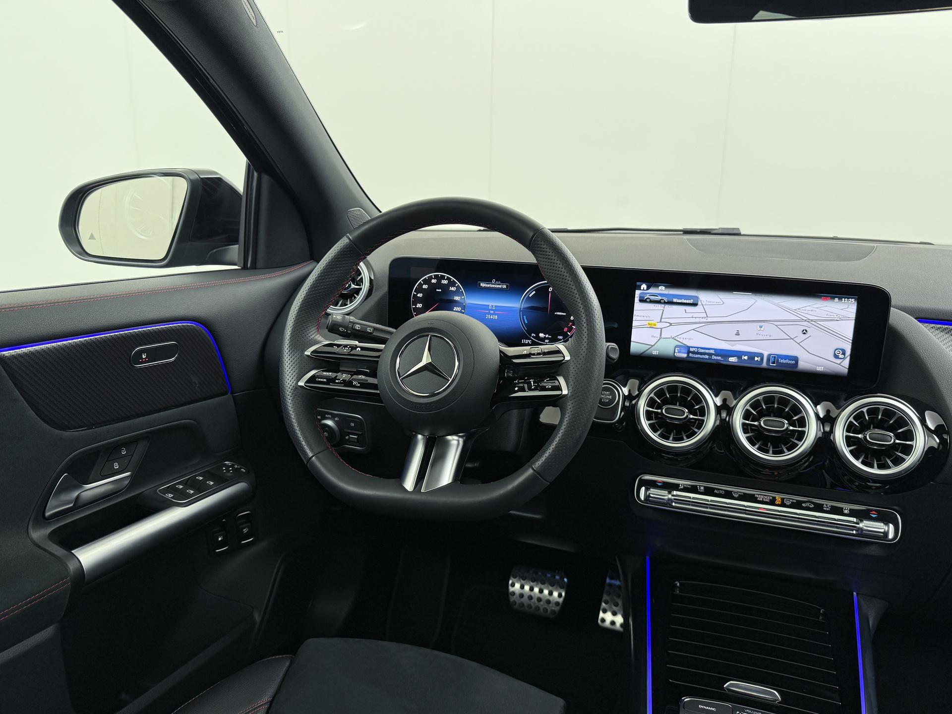 Mercedes-Benz GLA 250 e AMG Line Star Edition 30