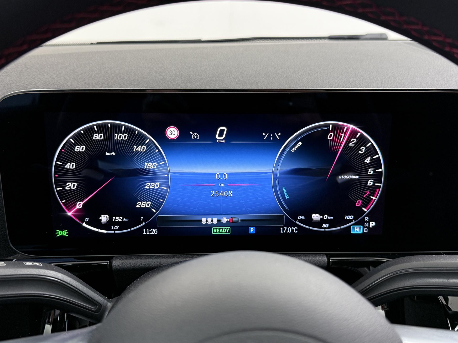 Mercedes-Benz GLA 250 e AMG Line Star Edition 36