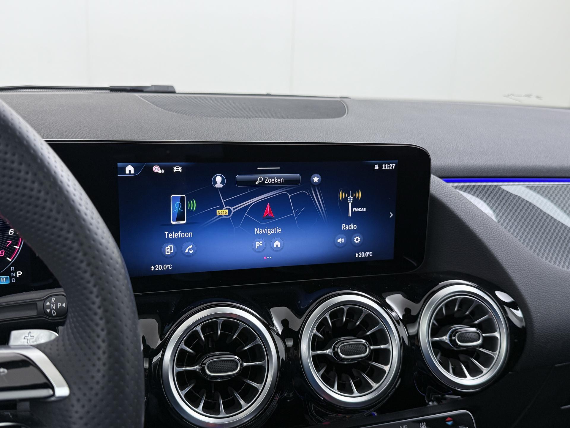 Mercedes-Benz GLA 250 e AMG Line Star Edition 38