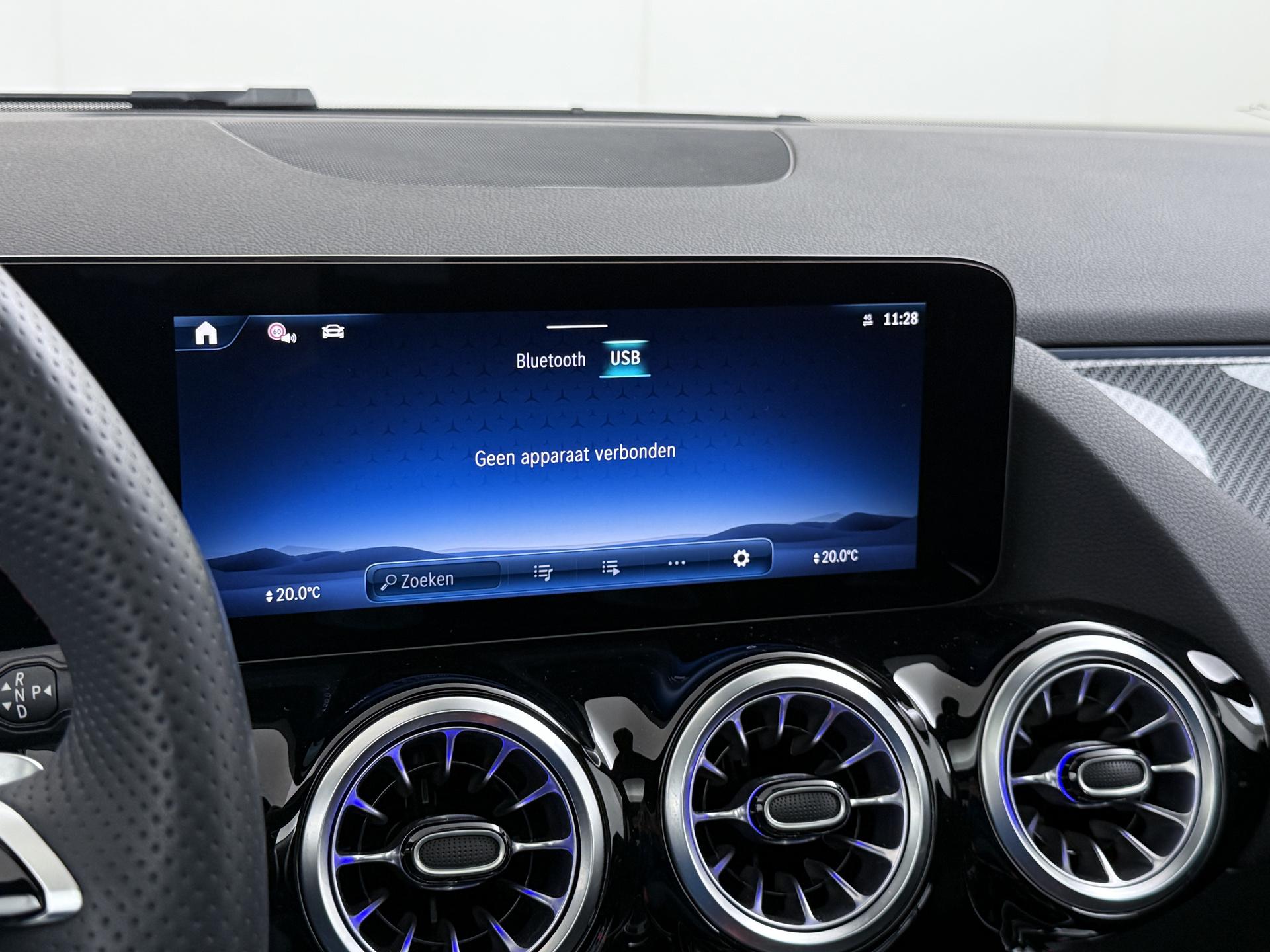 Mercedes-Benz GLA 250 e AMG Line Star Edition 44