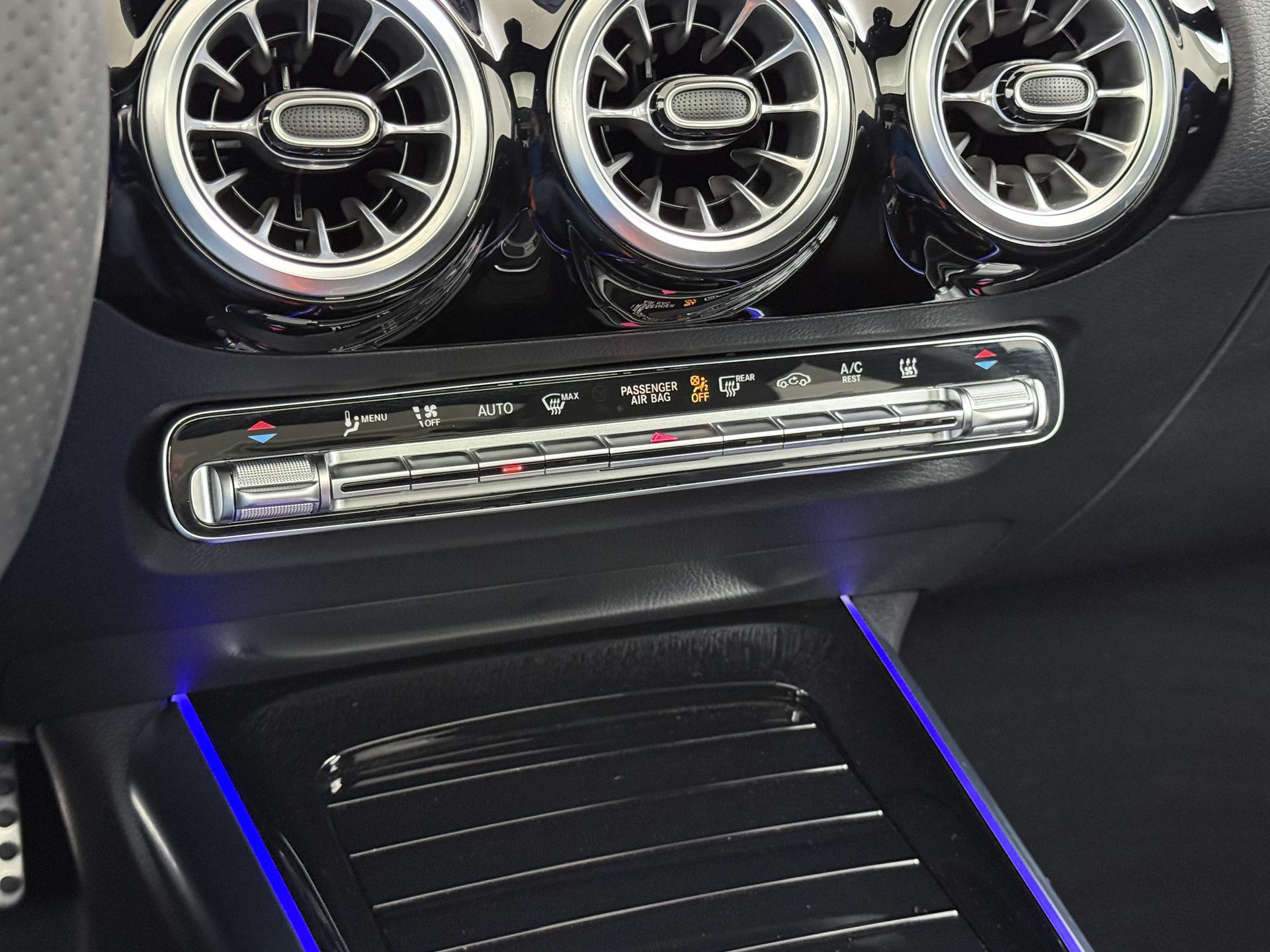 Mercedes-Benz GLA 250 e AMG Line Star Edition 47