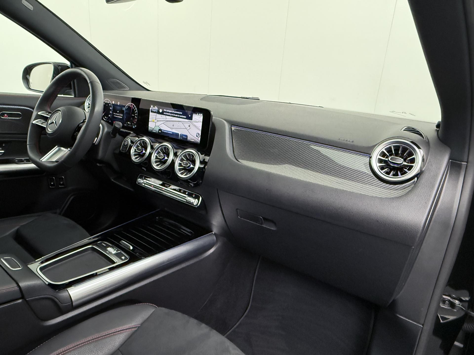 Mercedes-Benz GLA 250 e AMG Line Star Edition 49