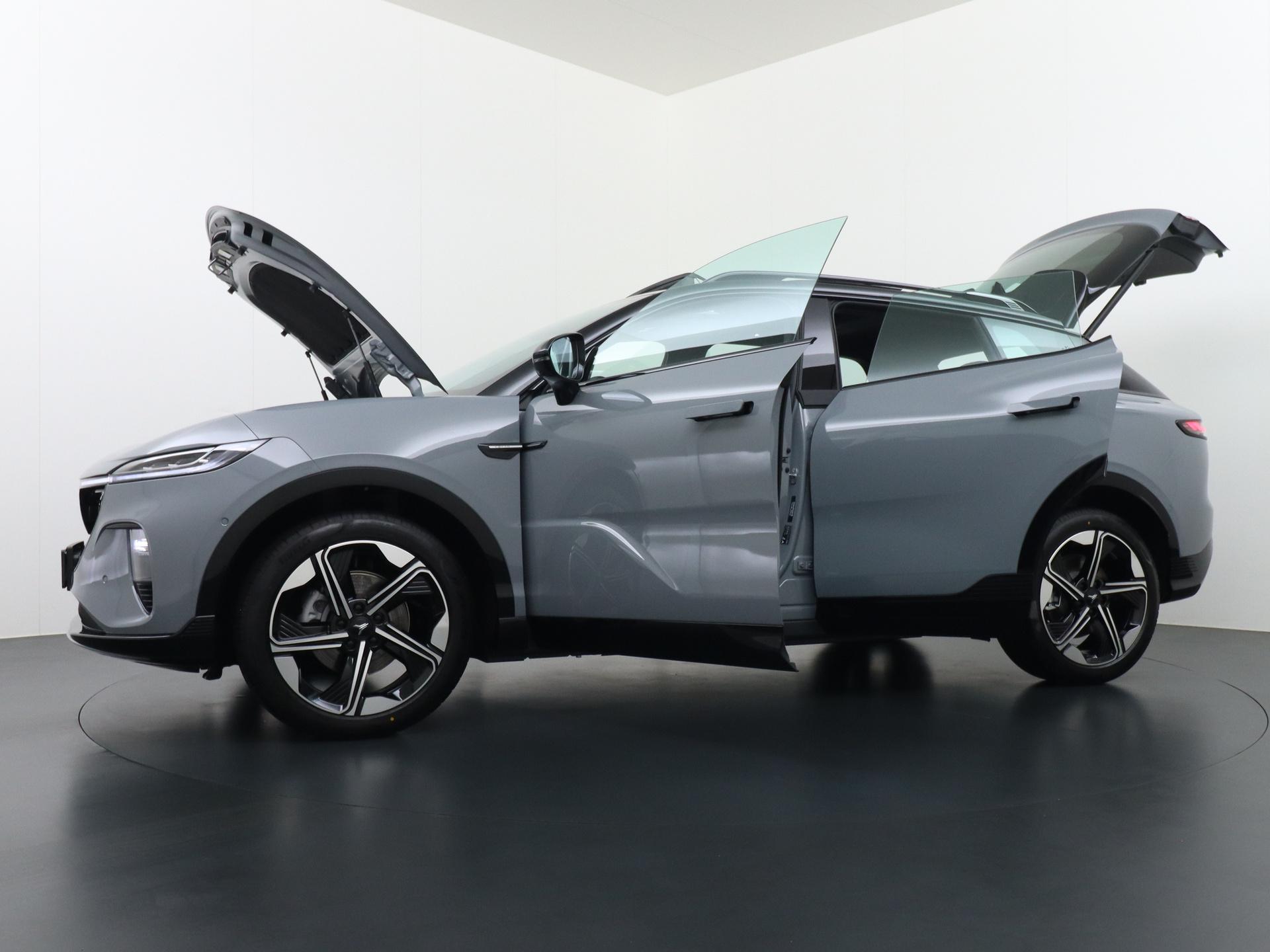 VOYAH Courage Performance Edition 10