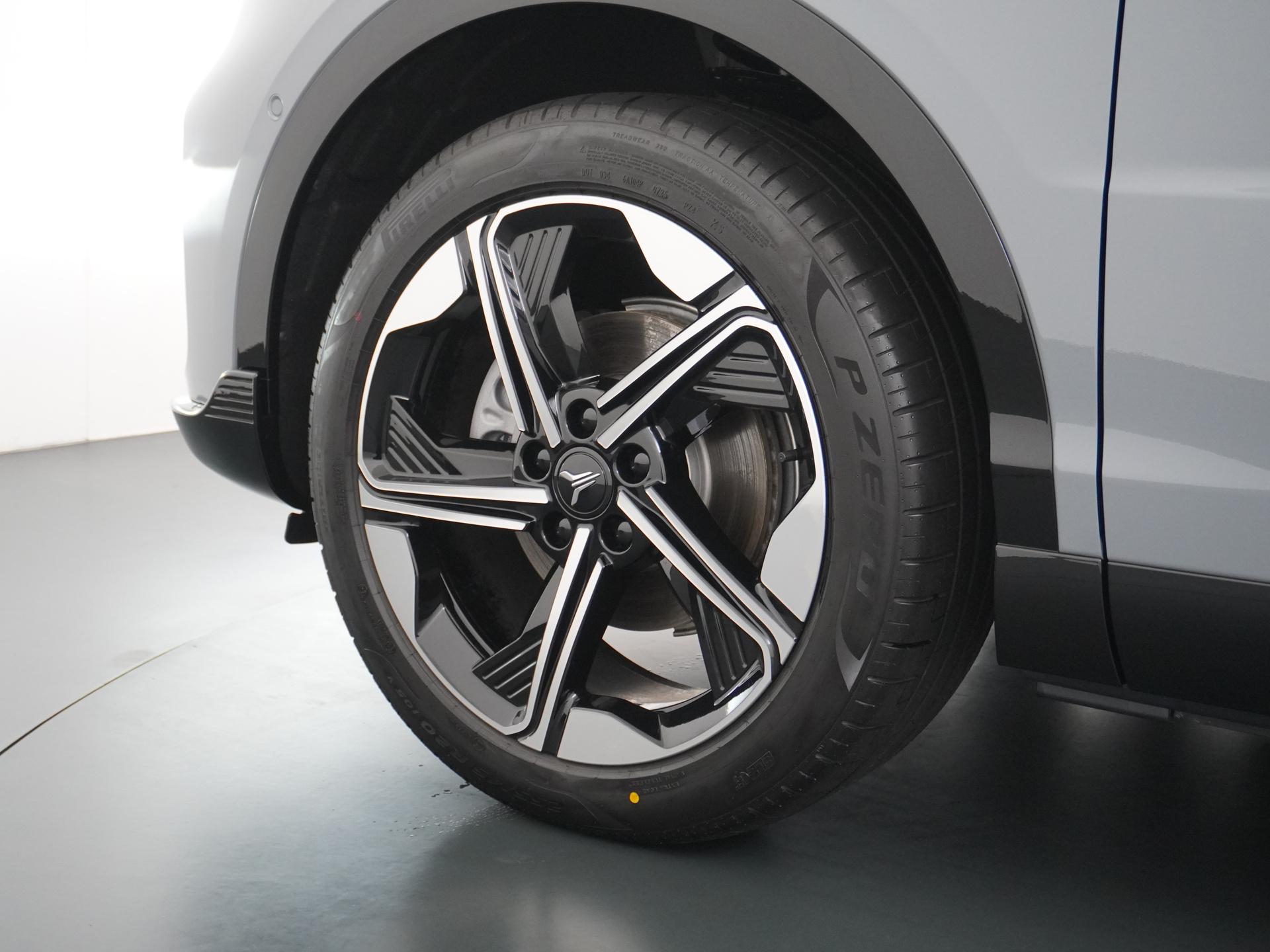 VOYAH Courage Performance Edition 14