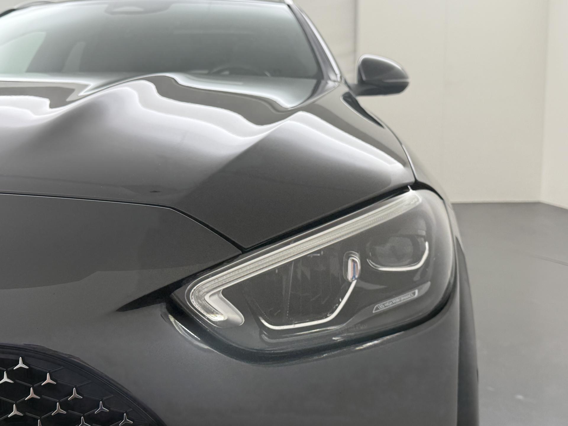 Mercedes-Benz C-Klasse Estate 180 AMG Line 18