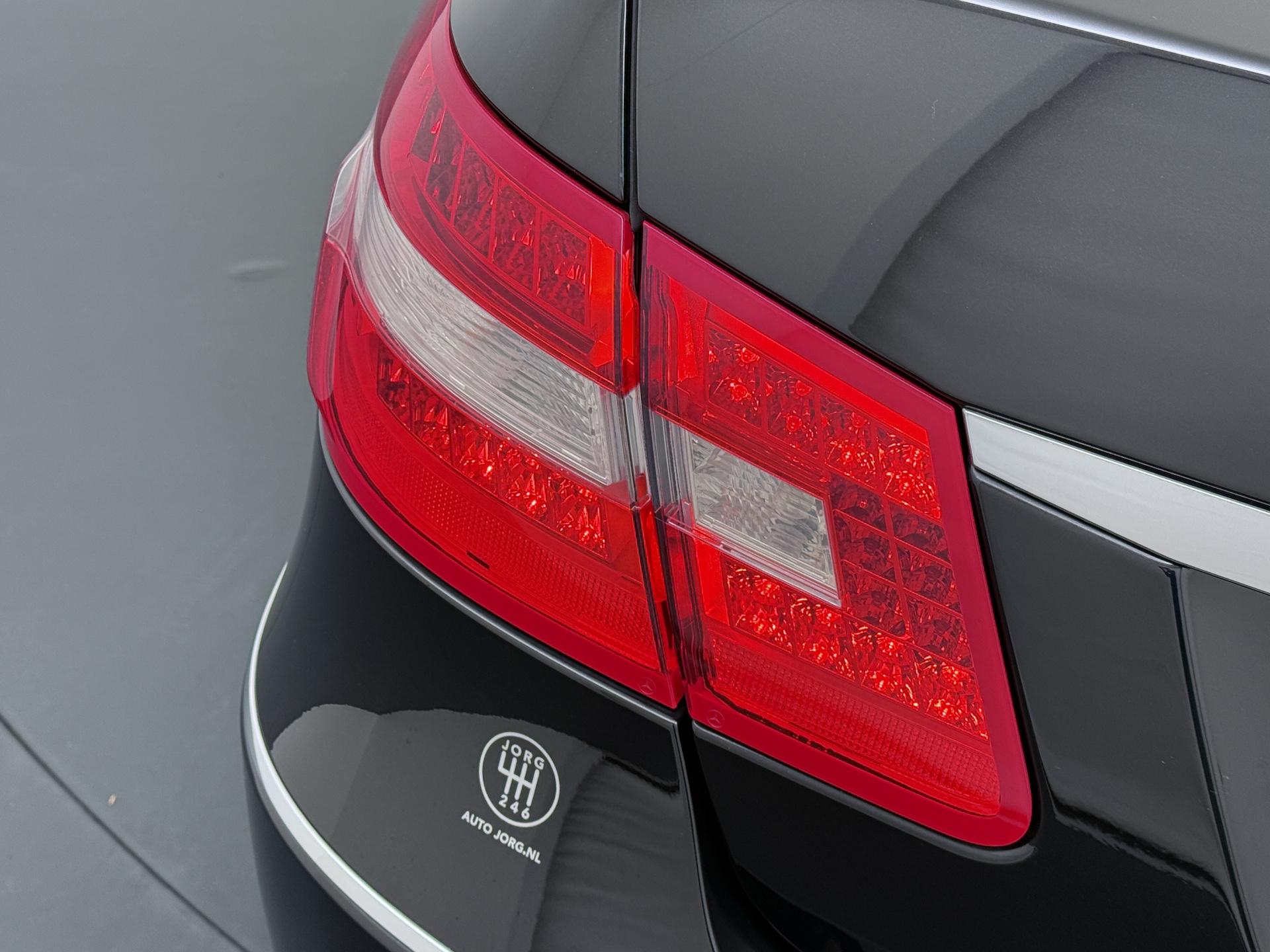 Mercedes-Benz E-Klasse 200 CGI Business Class Elegance 13