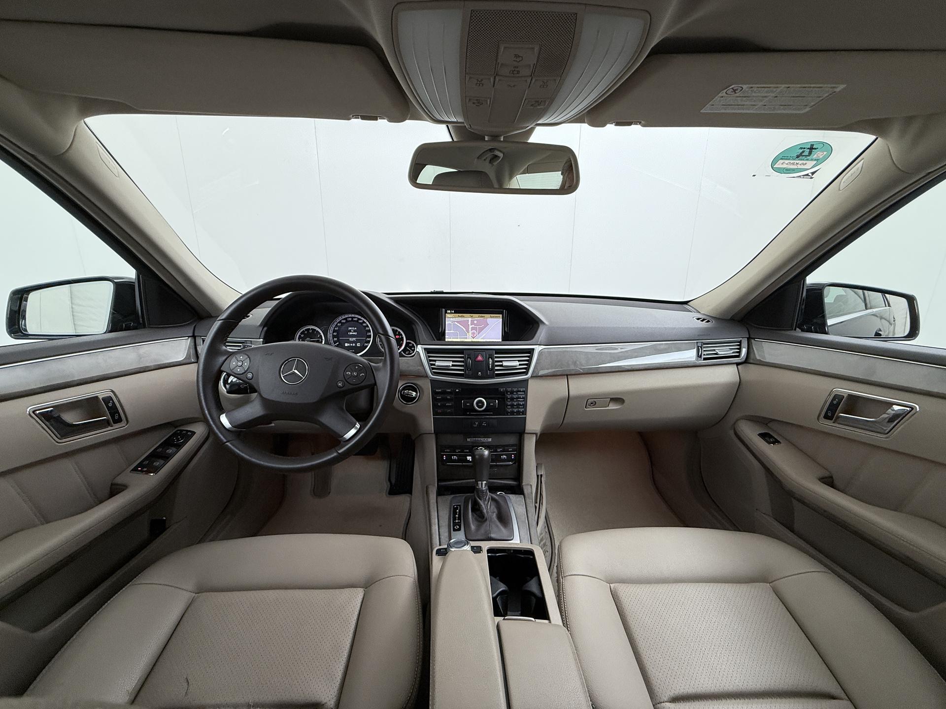 Mercedes-Benz E-Klasse 200 CGI Business Class Elegance 4